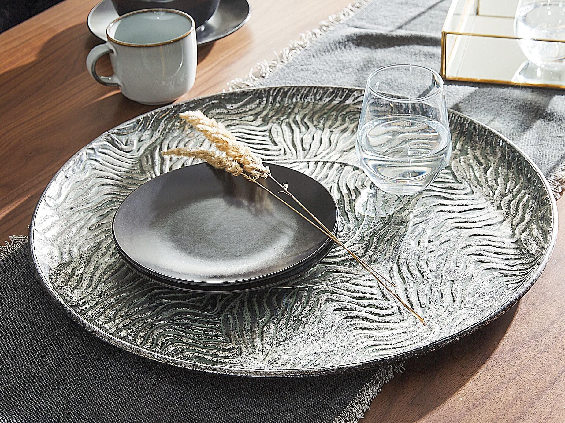 Rundes Deko-Tablett aus Metall in Silber ø 49 cm Glamour Look Kitnos