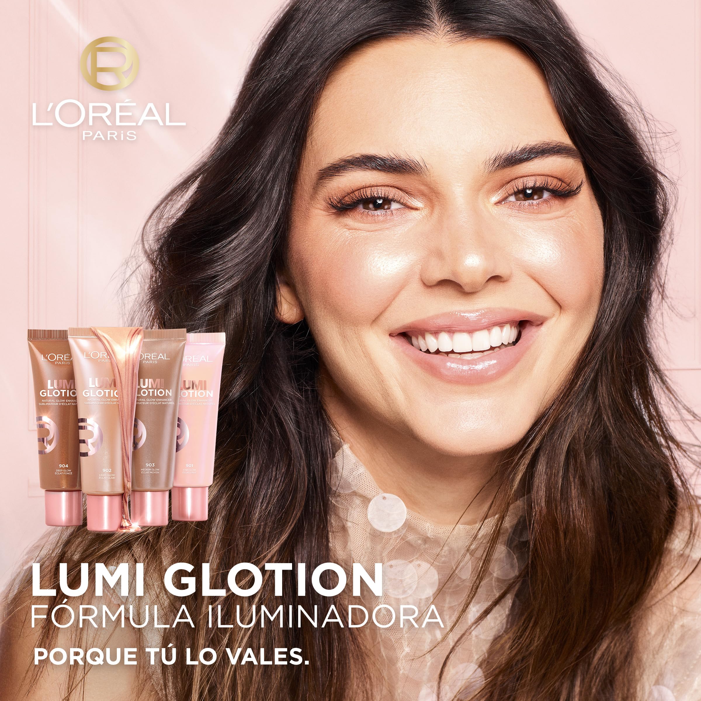 Visita la tienda de L'Oreal Paris L'Oréal Paris Lumi Glotion fórmula iluminadora, Tono Medium in use