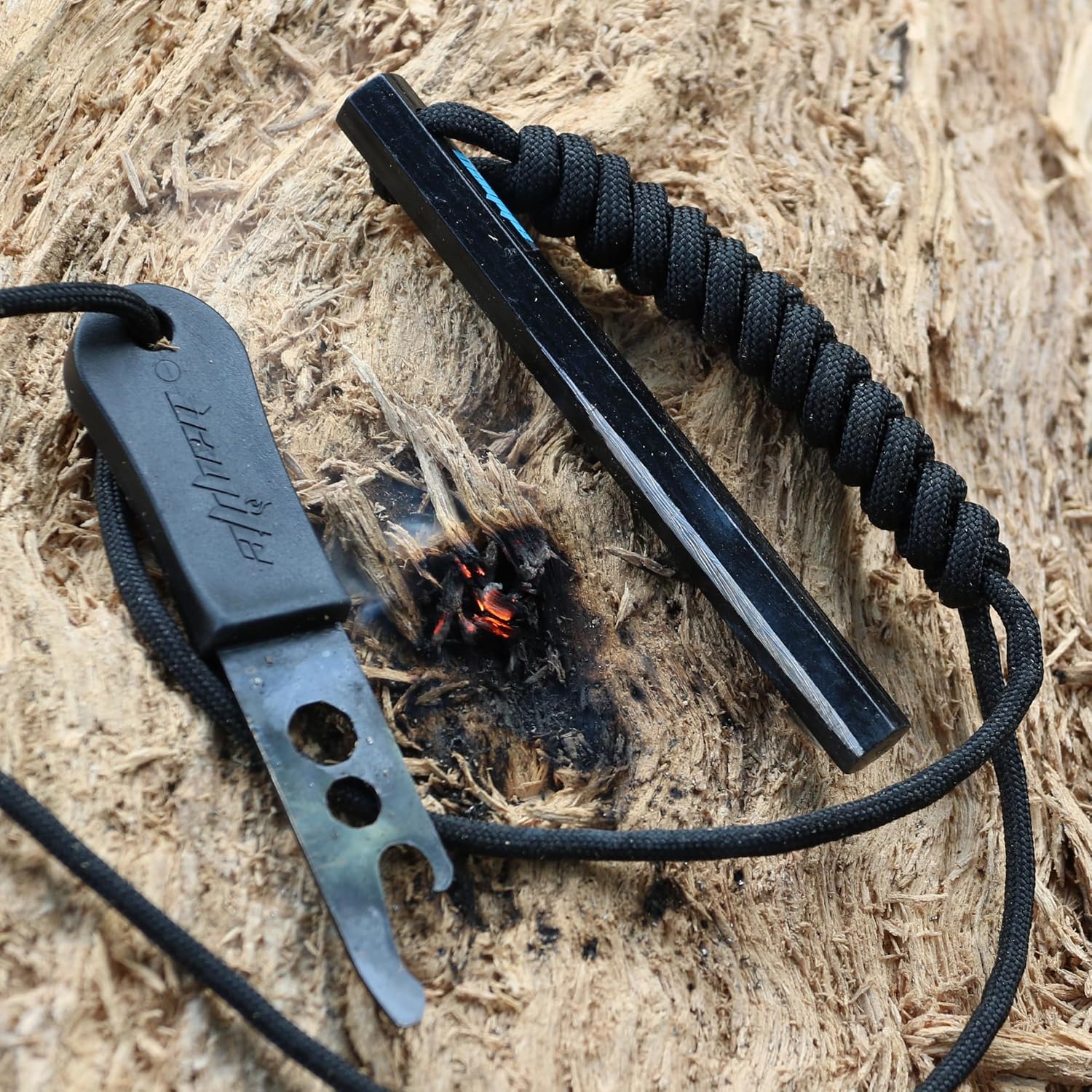 Hexagonal Ferro Rod Fire Starter, Flint and Steel with Striker image 2