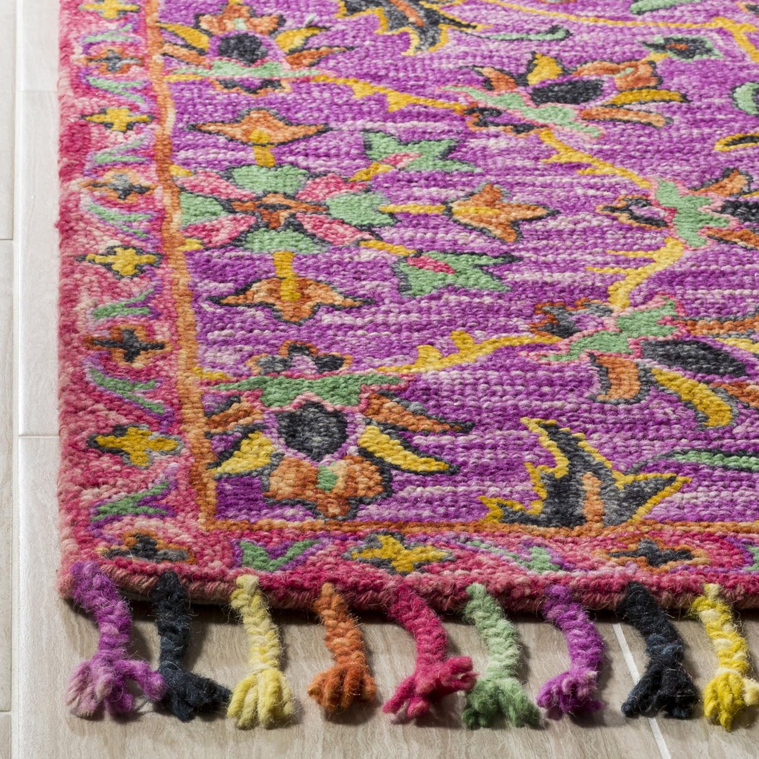 SAFAVIEH Blossom Collection 2'3" x 8' Purple / Multi BLM451A Handmade Tassel Premium Wool Runner Rug