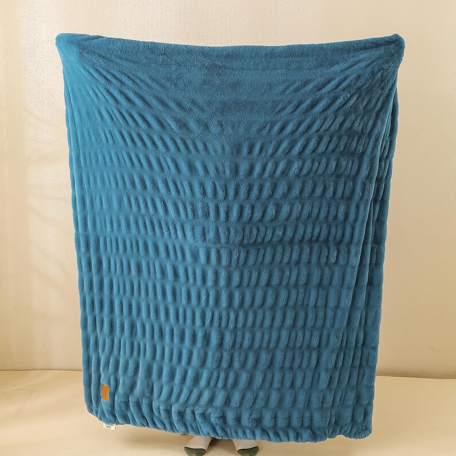 YUSOKI Y2K Bubble Faux Rabbit Fur Throw Blanket, Dusty Blue, 50"x60" image 4