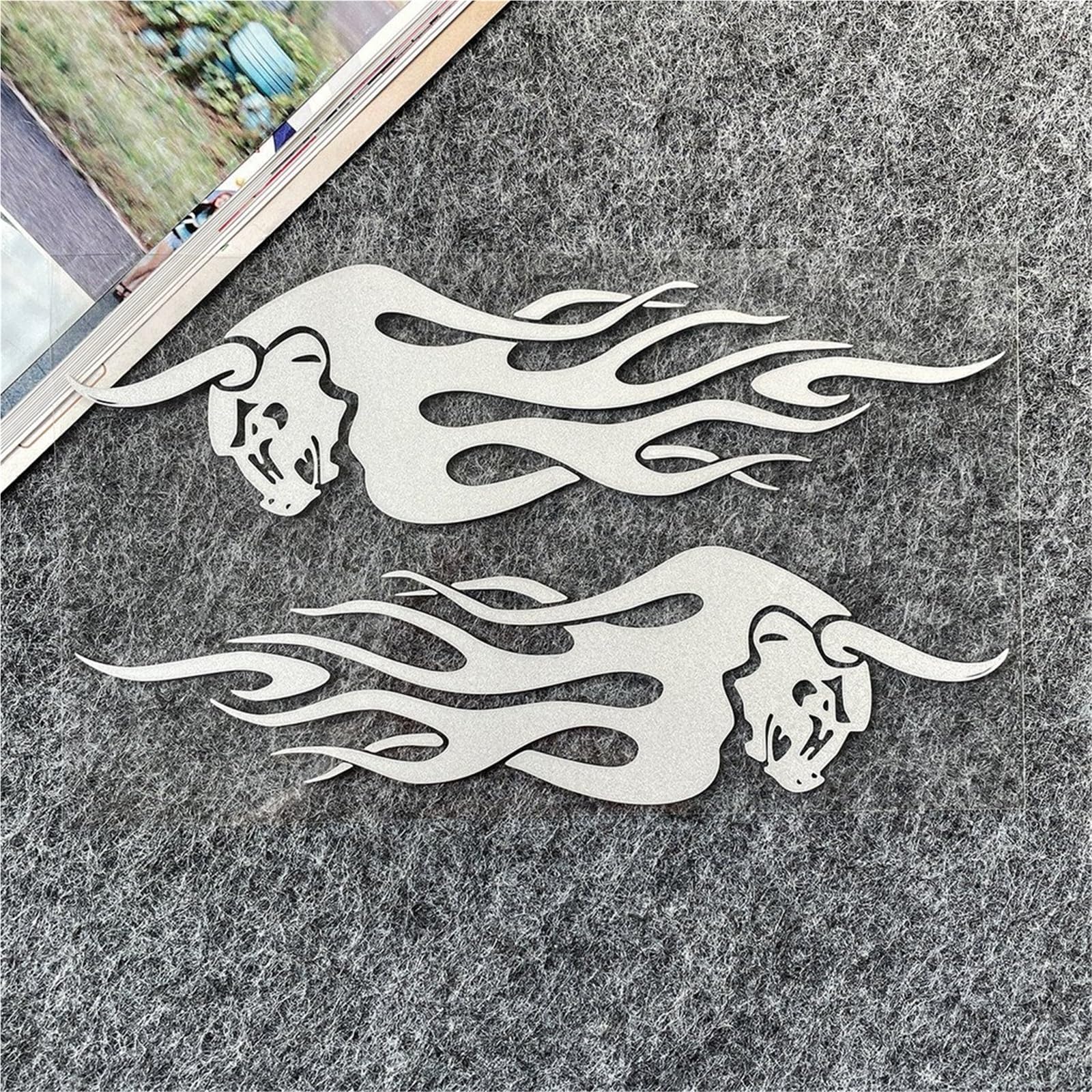 HAfgDJ 2pcs Flame Car Sticker Motorcycle Front Windshield Helmet Motorcycle Accessories