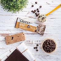 Vista 4 de Quest Nutrition Favorites Bundle, masa de galletas con chispas de chocolate y galletas y barras de proteína en crema