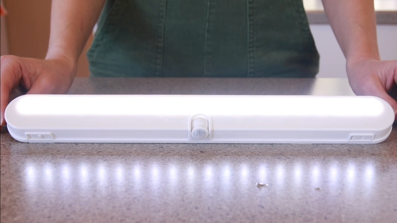 BLS Under Cabinet Lighting, 2200mah Rechargeable Closet Lights