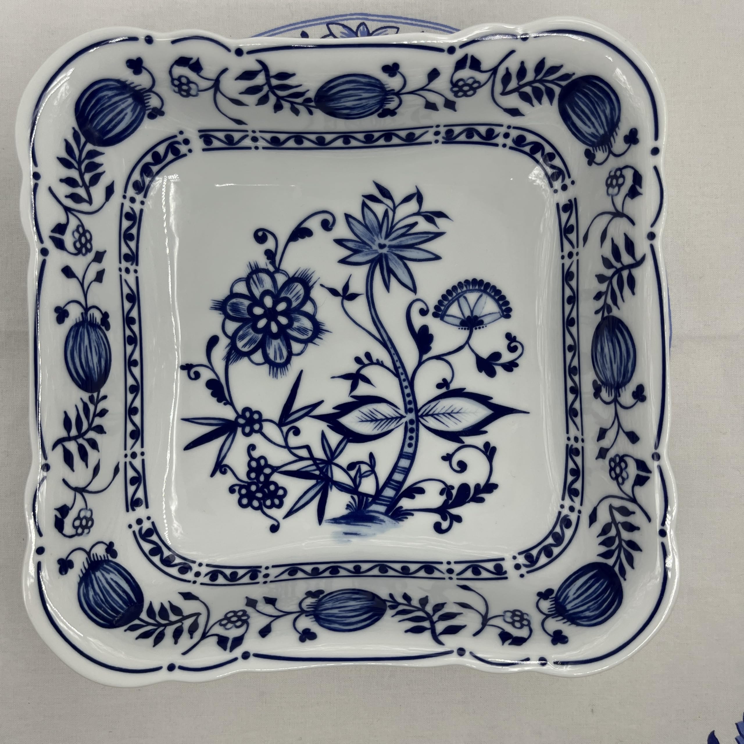 Generisch Zwiebelmuster Triptis Porzellan rechteckige Schale 20,5x21 cm Tiefe 6 cm