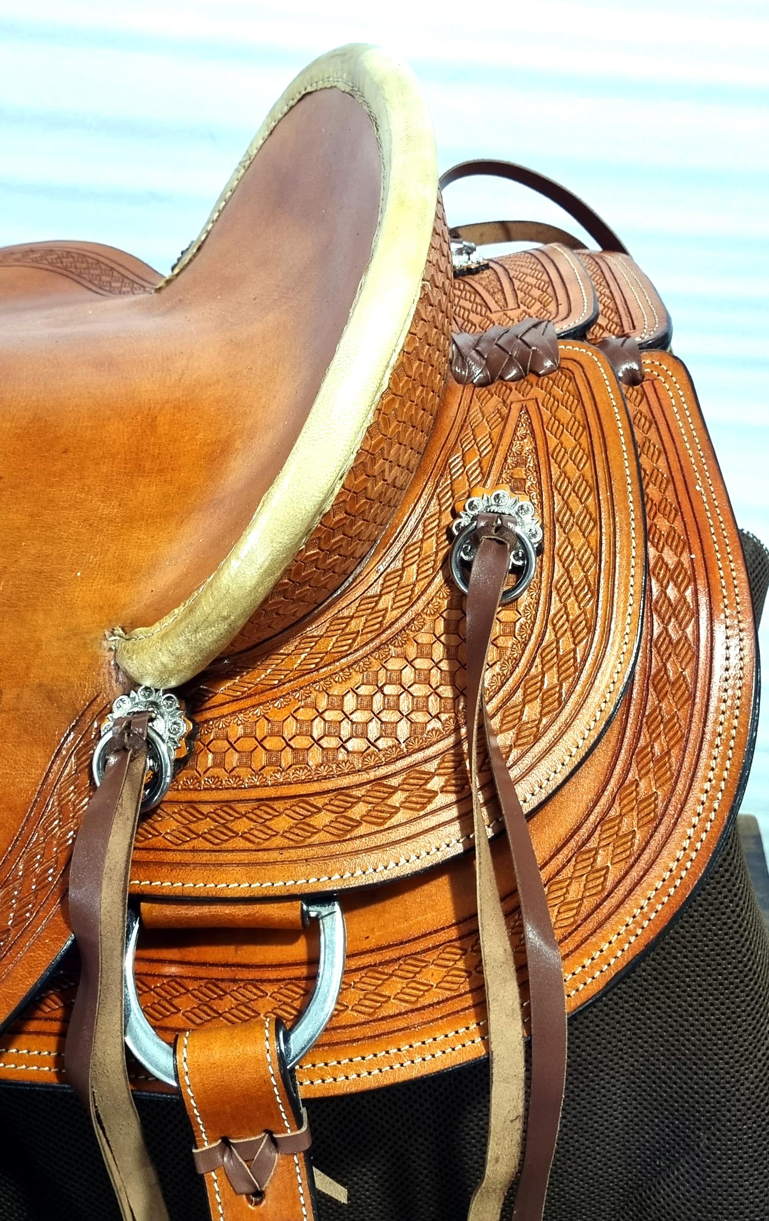 Widelec Premium Western Leather Wade Tree Roping Ranch Koń Siodło 25 cm do 45.7 cm Seat ST-WLS-222