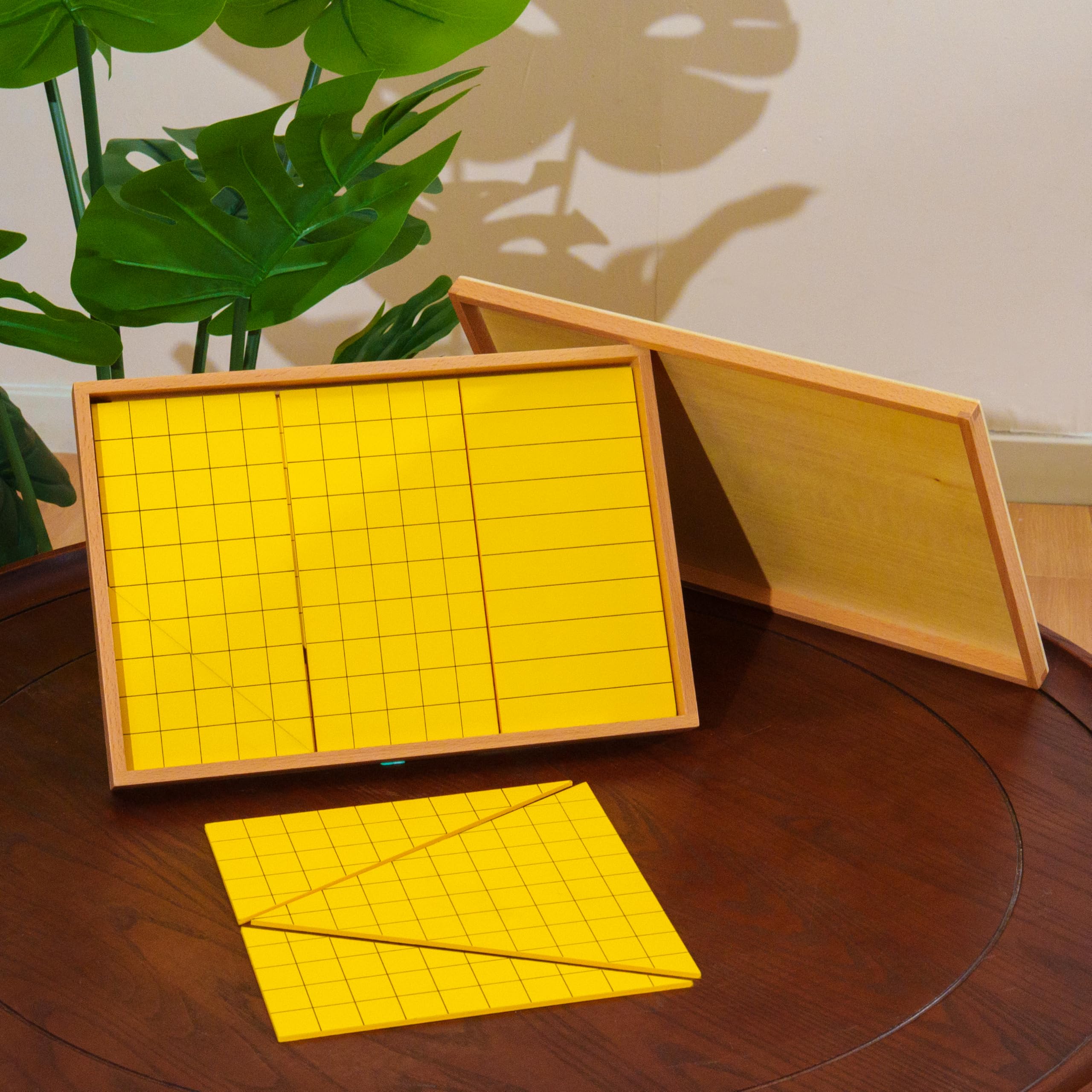Montessori materiały matematyczne – drewniana zabawka edukacyjna do liczb i liczb, przedszkola i szkoły podstawowej, szkoły domowej i klasy od 3 lat (żółty trójkąt Montessori)