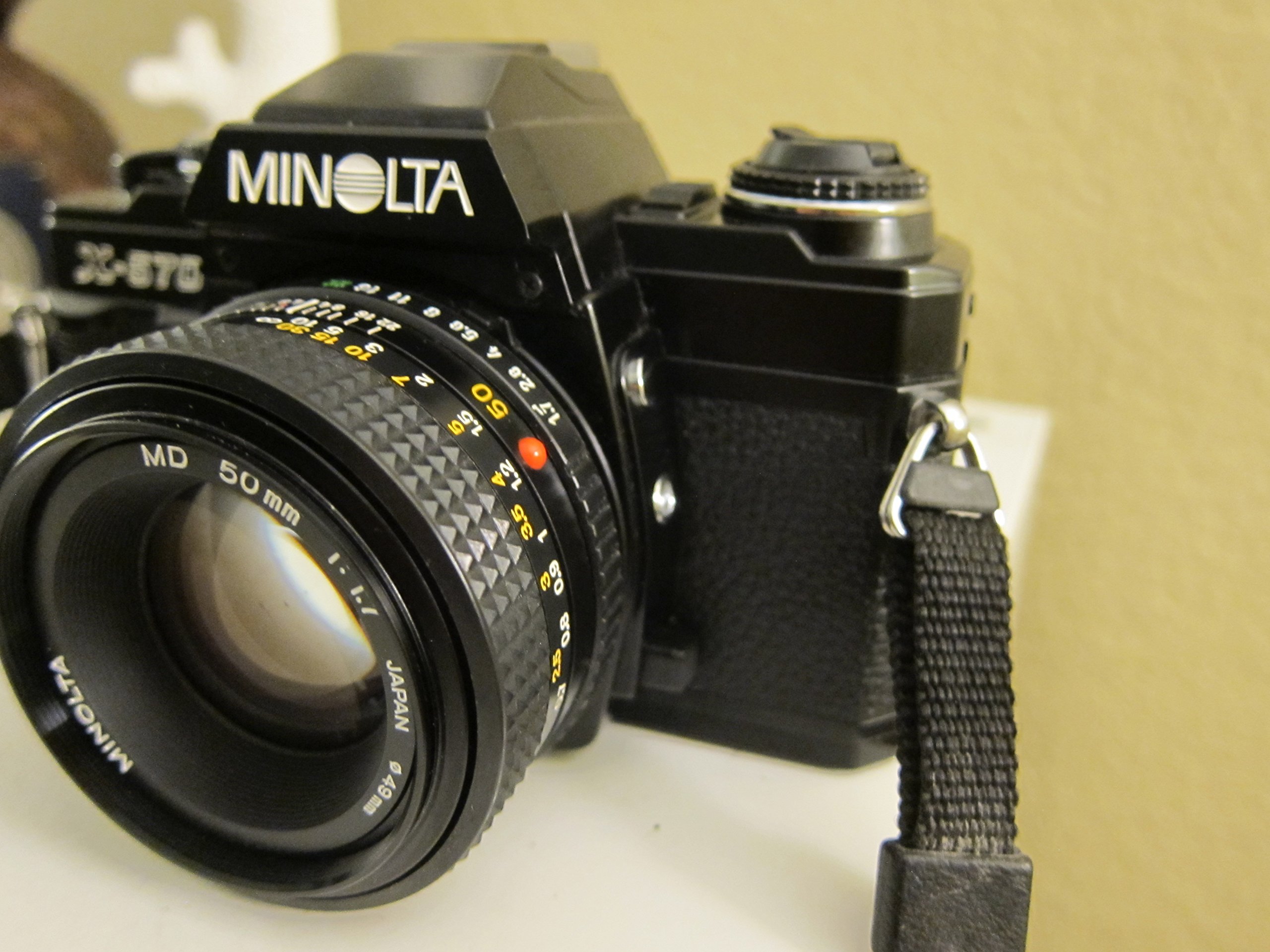 MINOLTAα5700i Buy Minolta X-570 SLR Camera With A 50mm f/1.7 Lens Online at Low