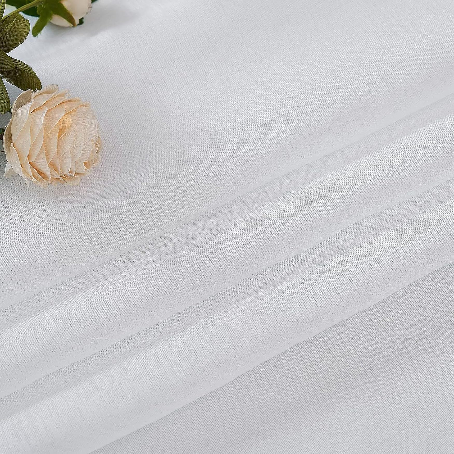 Voile Vorhänge 210 x 185 cm Uv-Beständig, Lichtfilternde Einfarbig mit Ösen Voile Vorhänge Transparent Modern Pflegeleicht für Wohnzimmer Kinderzimmer, Weiß