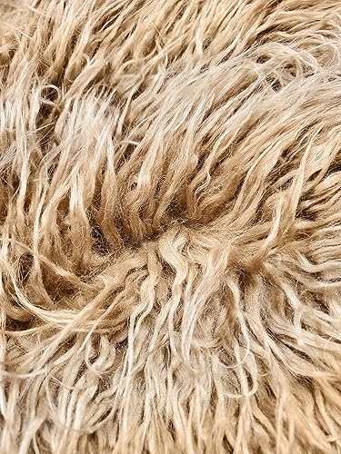 Miniatura 8 de Tela rizada de piel sintética de alpaca de pelo largo vendido por The Yard (crema latte)