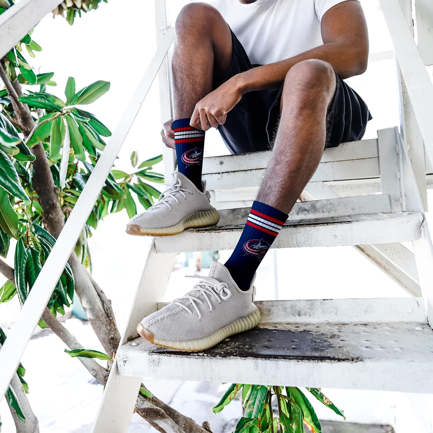 For Bare Feet NHL unisex-child 4 Stripe Deuce Crew Nhl - Image 2