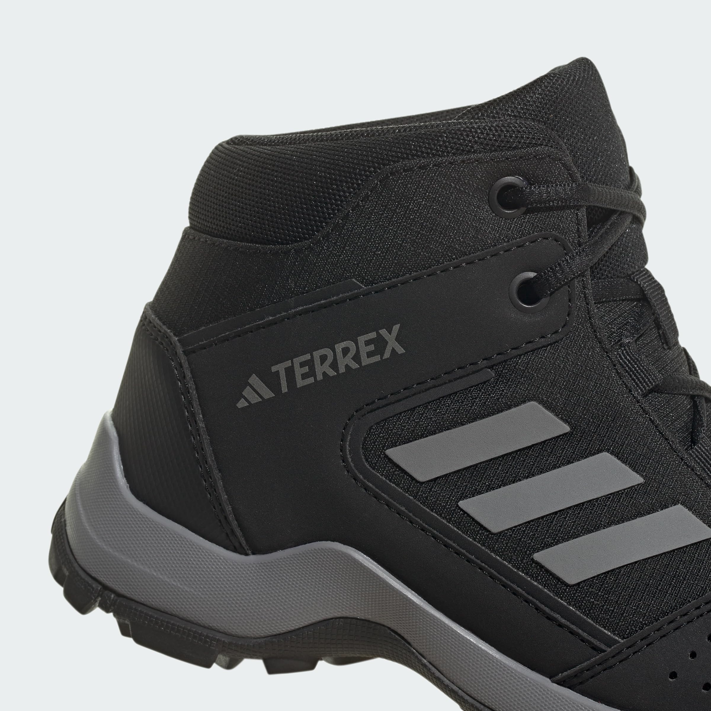 adidas Dziecięce buty trekkingowe Terrex Hyperhiker Mid w kolorze czarnym