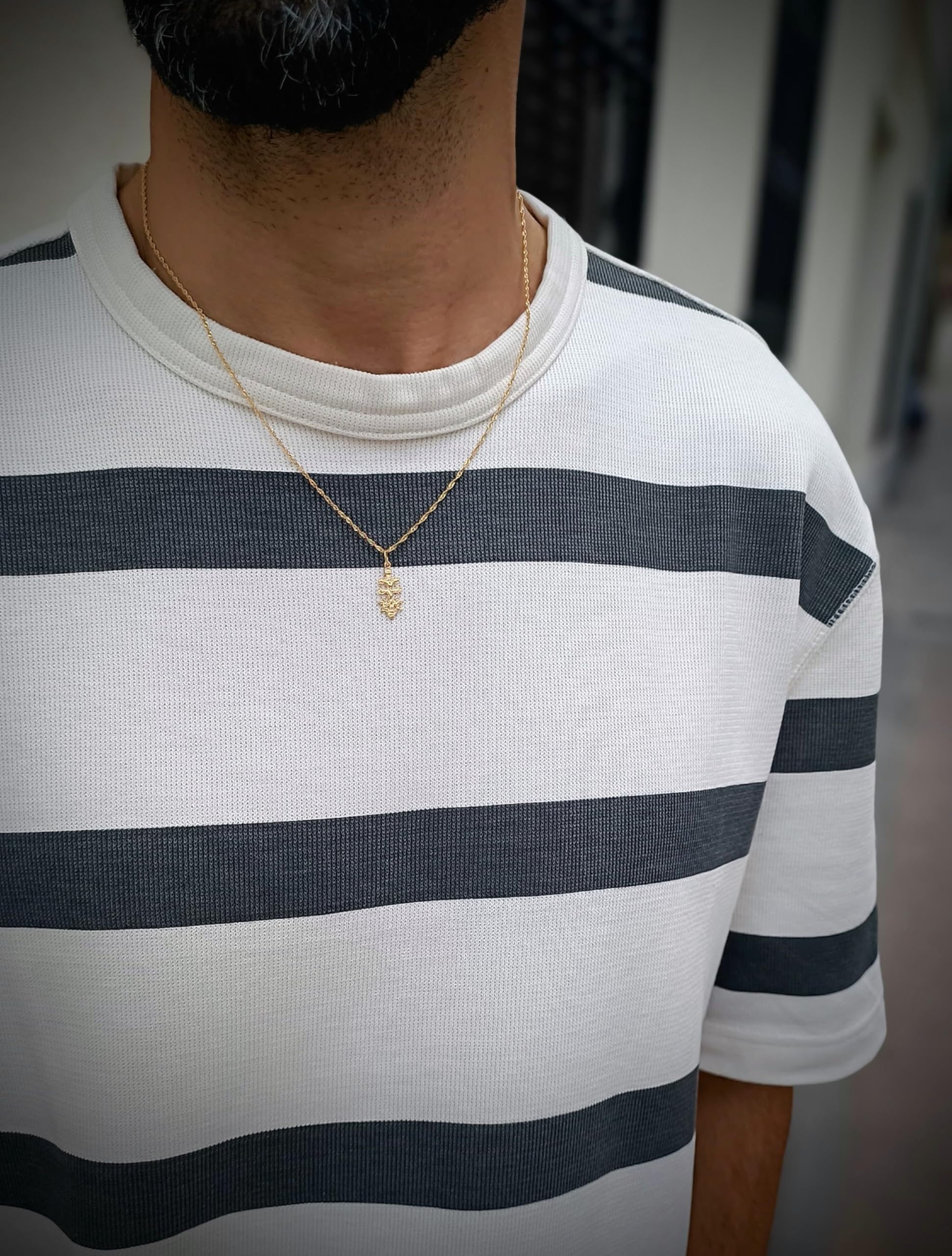 Cruz de Caravaca Bendecida Oro Ley 18K Angeles - Pequeña 1,8 cm. Fabricada y enviada desde la ciudad de Caravaca. Unisex | Ideal para regalo | No incluye cadena