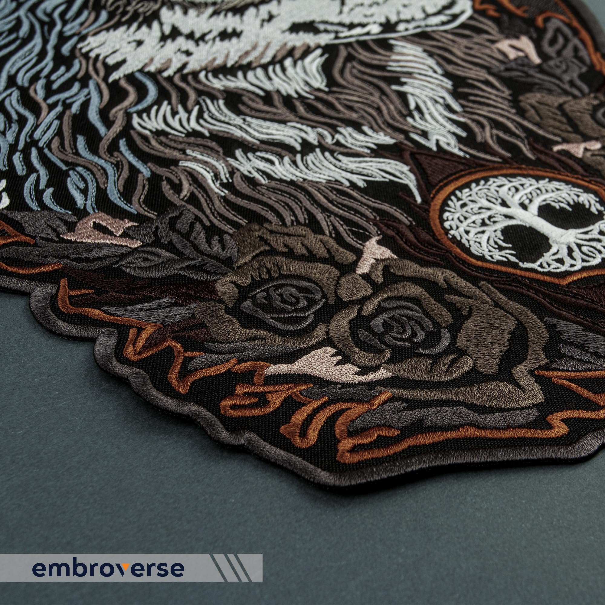 EMBROVERSE Totem Wolf Lebensbaum Rückenaufnäher, Bestickt zum Aufbügeln