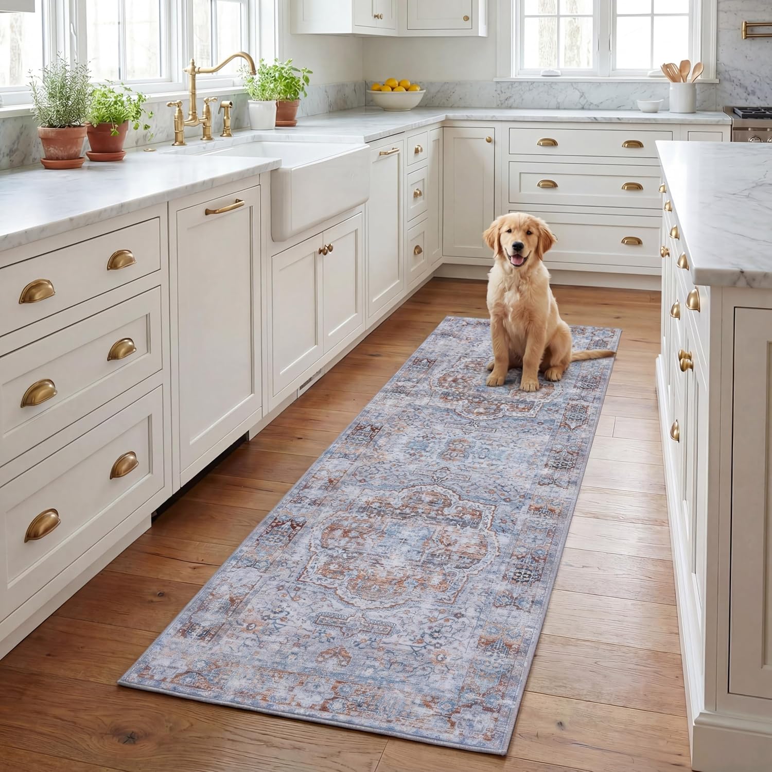 SAFAVIEH Washable Rug Tucson Collection - 2'6' x 8' Runner, Beige & Rust, Slip Resistant & Easy to Clean, Ideal for Hallway, Foyer, Entryway, Bedroom (TSN145B)