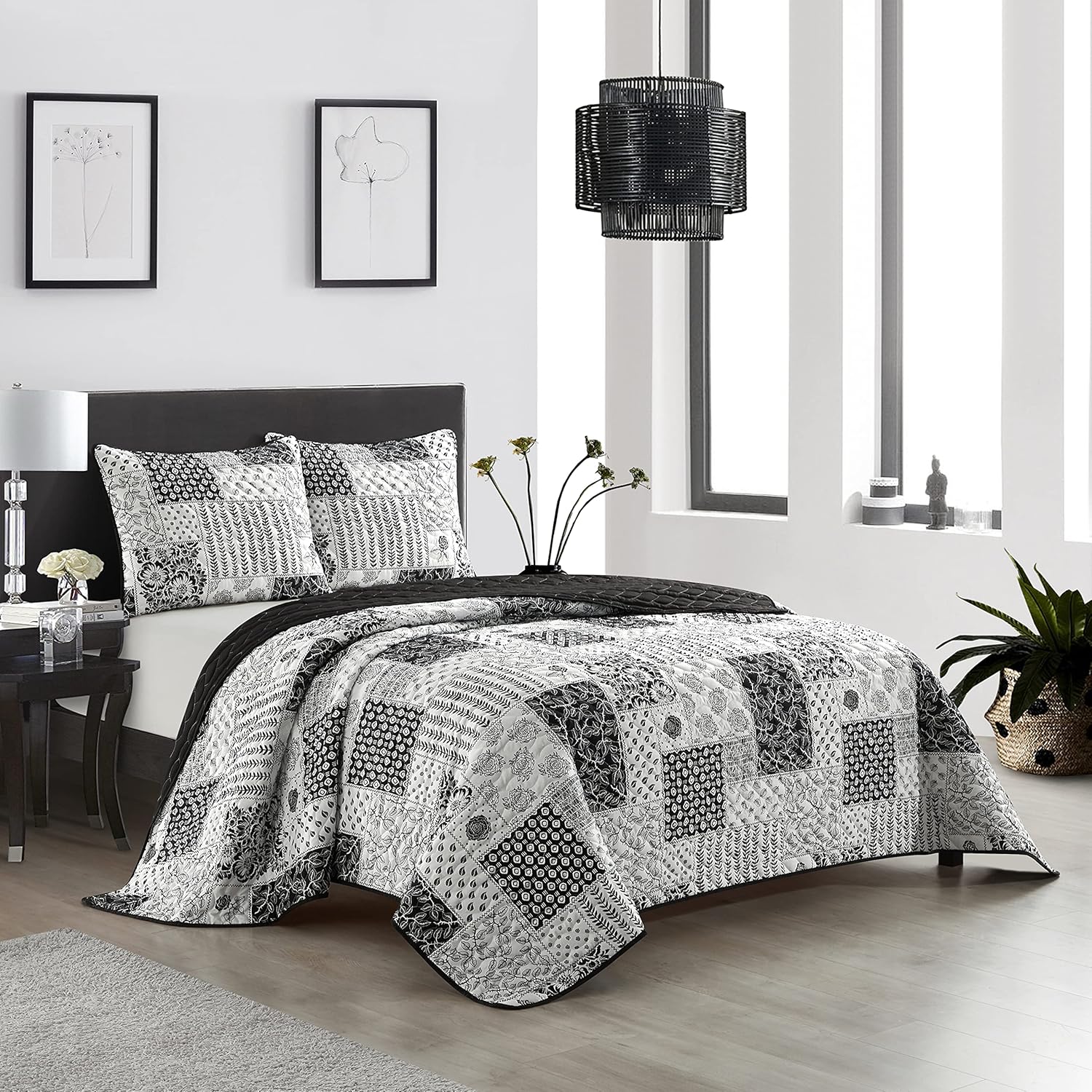 Stratford Park All Season Floral Printing 3 Piece Quilt Set, Queen Size Black White Quilt with Pillow Sham, Bedspreads & Coverlets