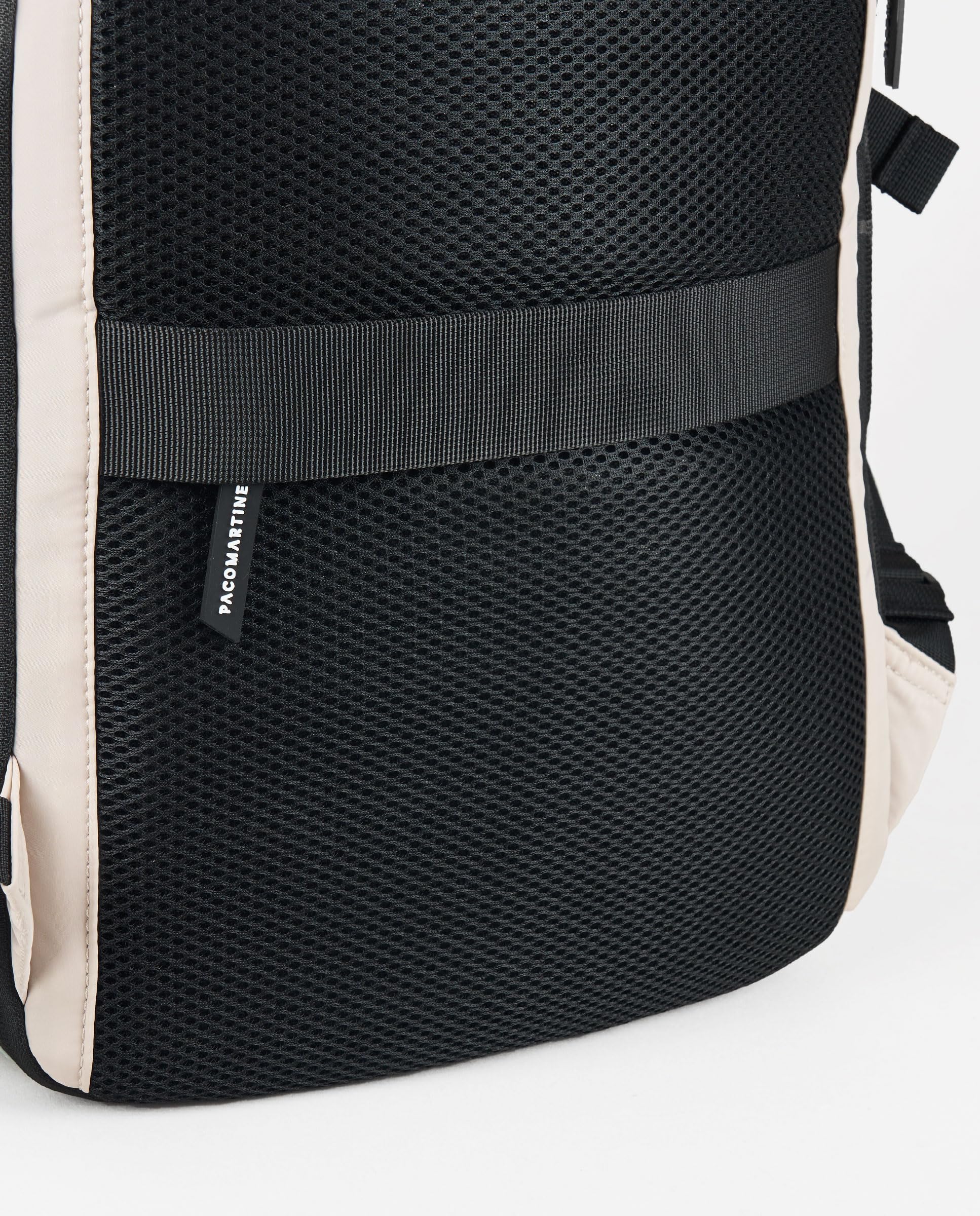 PACO MARTINEZ Mochila de Viaje Expandible 18-27 litros, Equipaje de Cabina con Compartimentos Amplios y Múltiples Bolsillos, Puerto USB, Espalda Acolchada y Transpirable, Multicolor