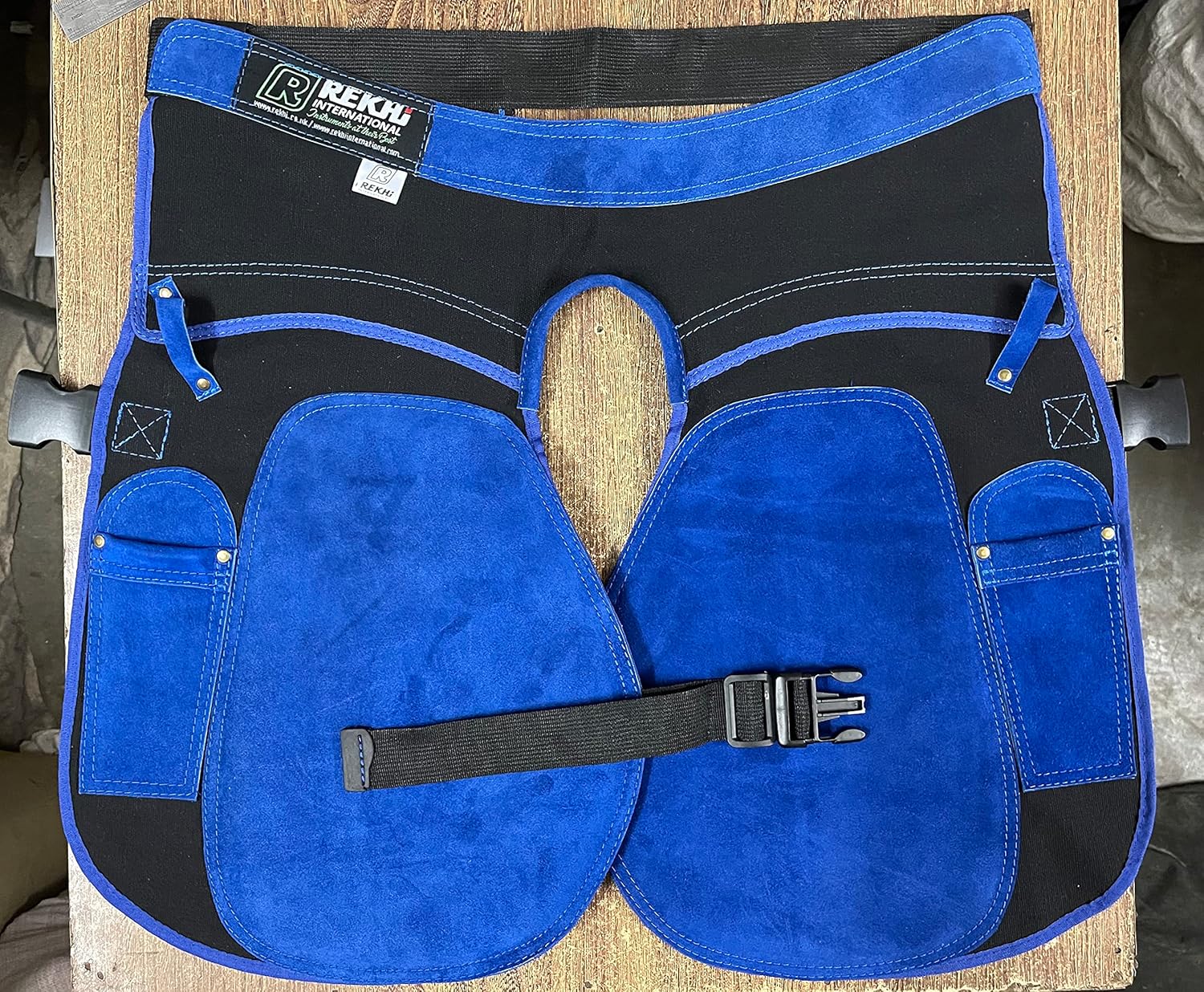 Rekhi 23” Farrier Apron Chaps for women, Leather and Canvas Apron for Women, Farrier Apron, Farrier Chaps, Extra leather Patch on Knee, Knife Pockets, Hammer Loops, Horseshoeing Chaps, Farrier Tools