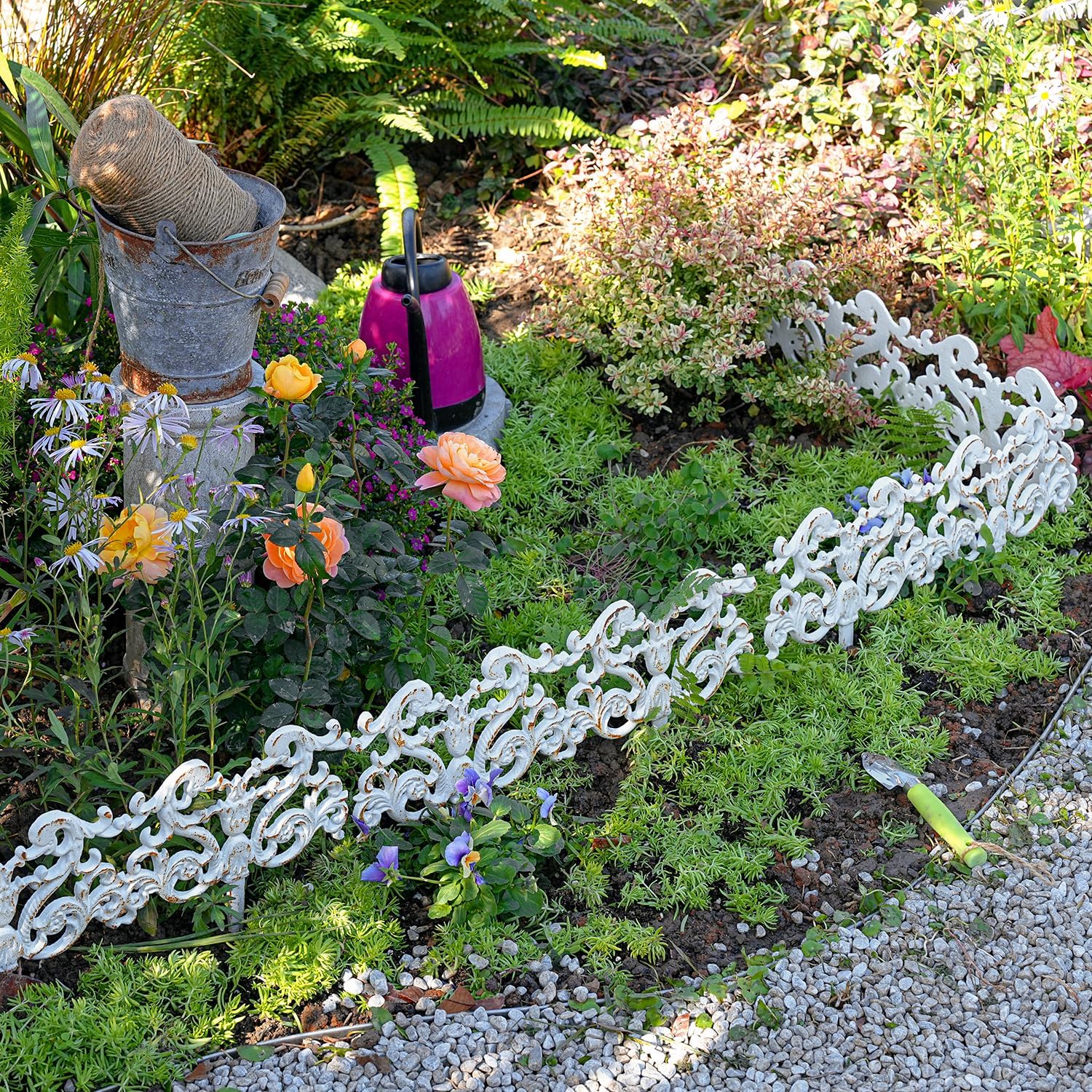 Sungmor Vintage Cast Iron Garden Border Fence, Decorative Metal Edging for Flower Beds & Pathways, Ornate Heavy Duty Outdoor Lawn Edge Décor, Rustic White Finish & 4 Pack Panels, 8.5" H × 16.5" W