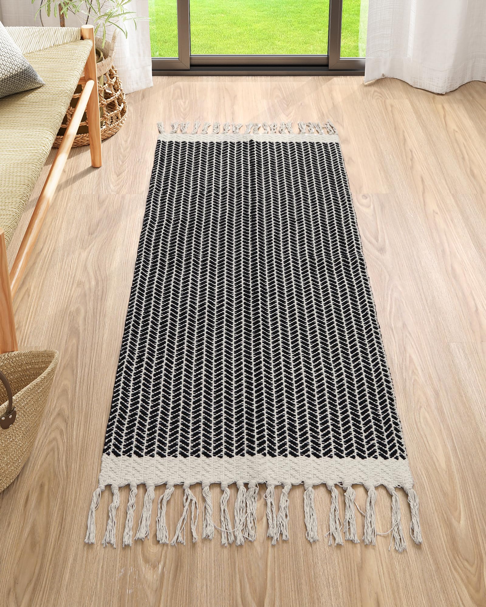 Lahome Boho Kitchen Runner, 2x4.3 Bathroom Runner Rugs Lightweight Entryway Rug Woven Cotton Throw Mat with Tassels, Farmhouse Non Shedding Washable Black Rug Low Pile Runners for Bedroom Do