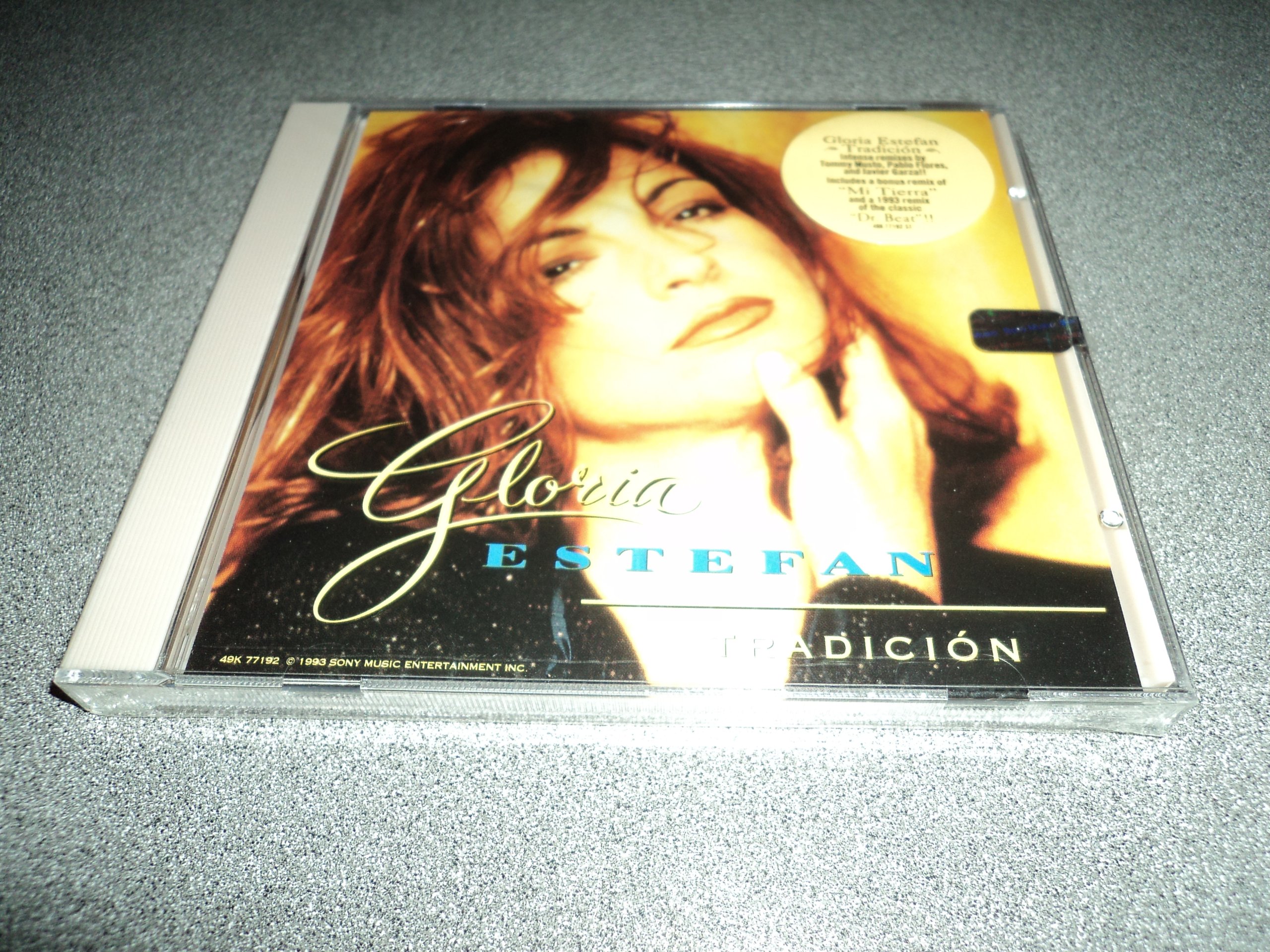 Tradicion (3 Mixes) (6 Tracks) [Audio CD]