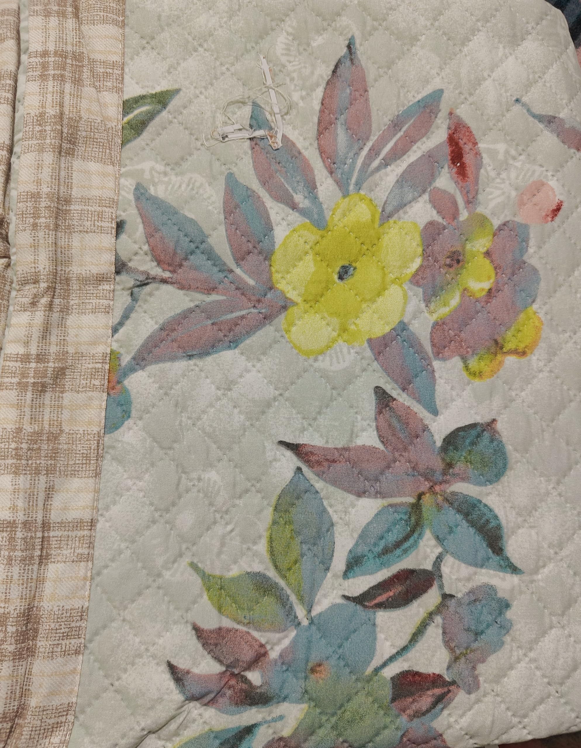 Quilted Floral Bedspread, Watercolour Yellow and Blue Flowers Pattern, Grey Background-image-47