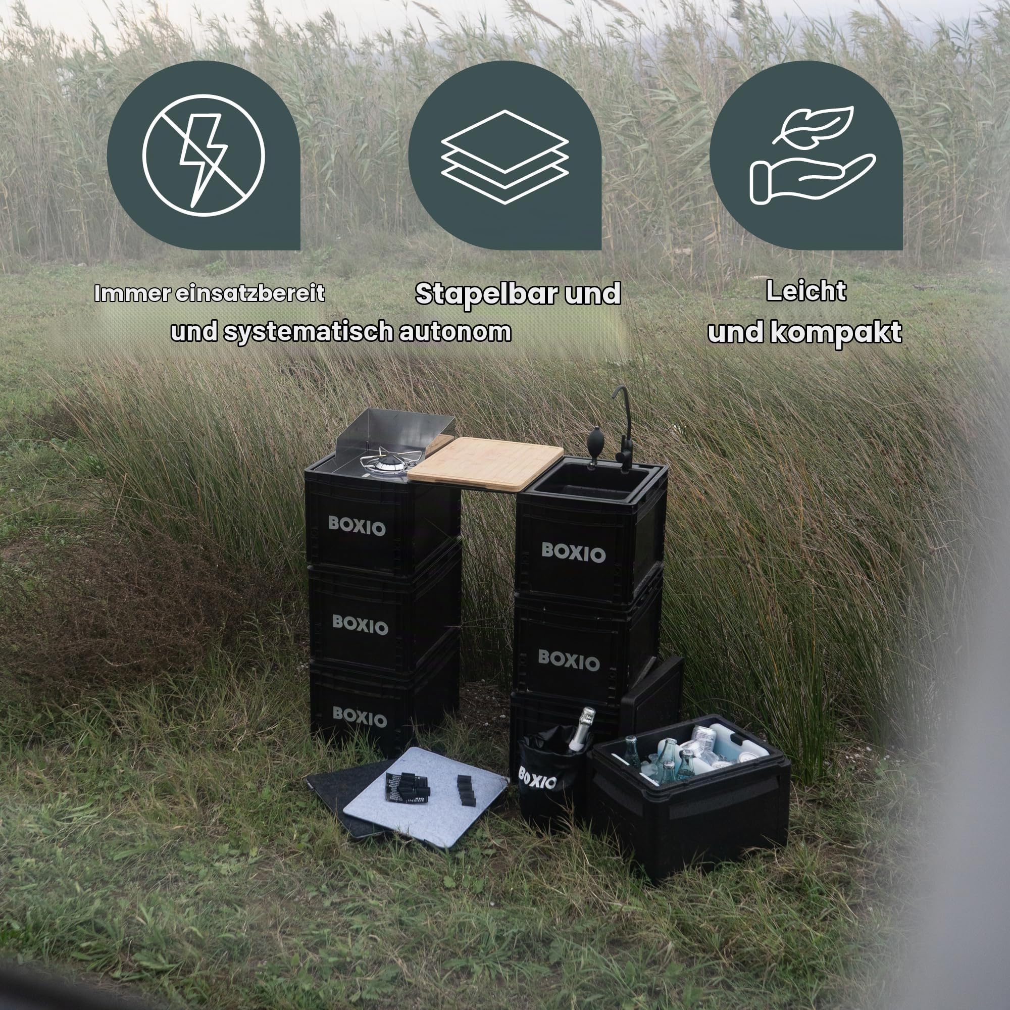 BOXIO - Kitchen Bundle: Mobile Campingküche ohne Strom mit Kochbox, Waschbecken & Gaskocher mit Outdoor Zubehör Schneidbrett, Kühlakkus, Sitzkissen UVM. Perfekte All-in-one Lösung