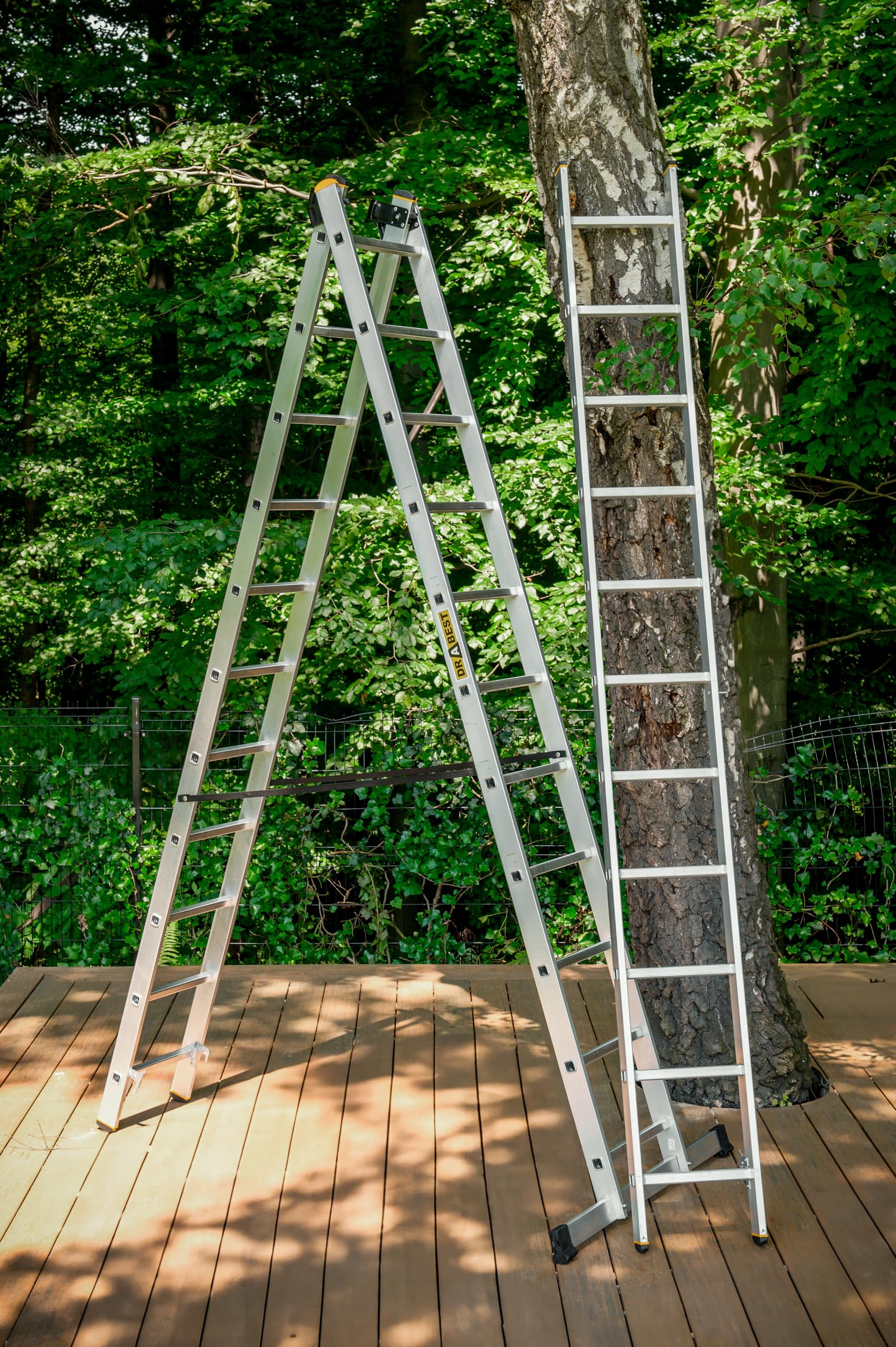DRABEST Leiter PRO Serie Aluleiter 3-teilig Mehrzweckleiter 3x11 Stufen bis 150 kg Arbeitshöhe 6,31 m inkl. Eimerhaken