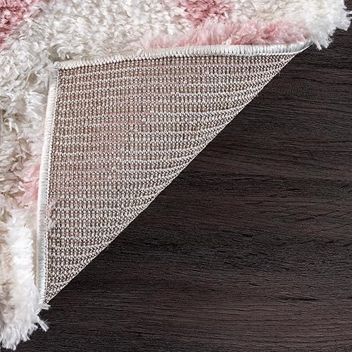 Miniatura 4 de nuLOOM Nelda Trellis Shag alfombra de área, 5 pies 3 pulgadas x 7 pies 6 pulgadas, rosa bebé