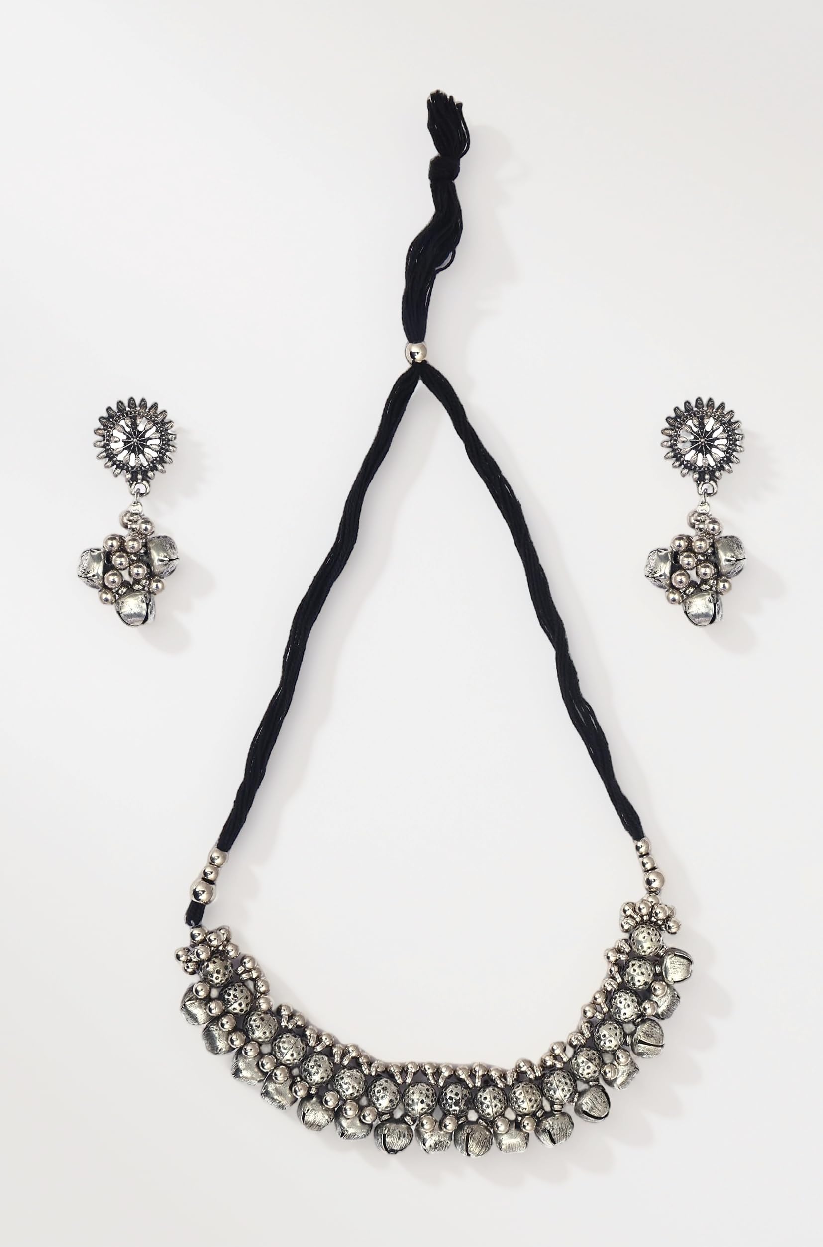Fashions Stylish Traditional Oxidised New Ghungroo Silver Choker Necklace Jewellery Set for Girls or Women.