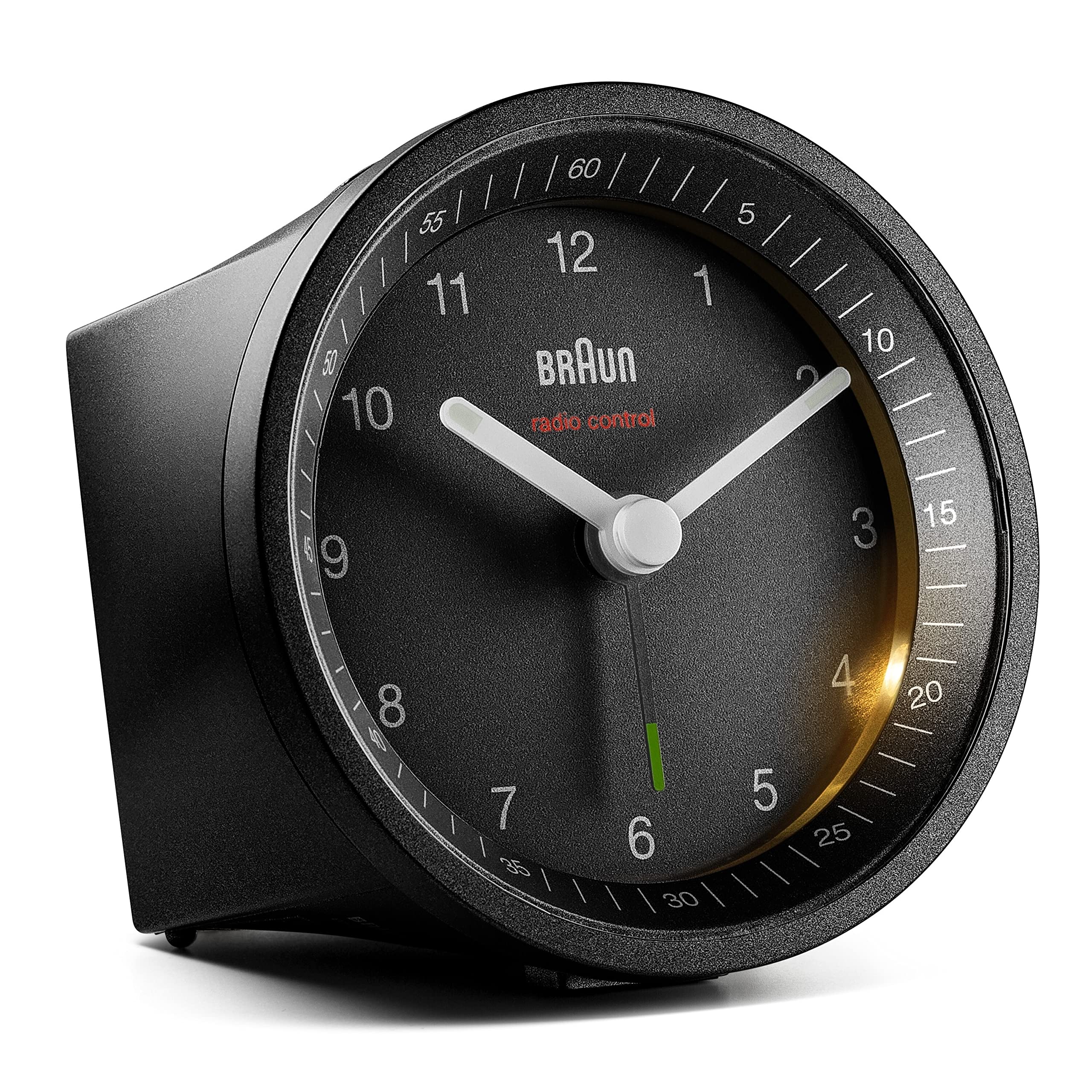 Braun Funkwecker in der Farbe schwarz mit Crescendo-Alarm, Schlummerfunktion und Beleuchtung, BC07B-DCF