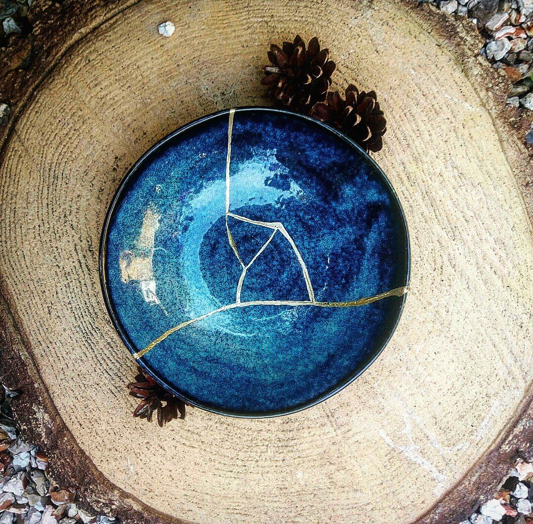 Kintsugi Dynasty - Empty Blue