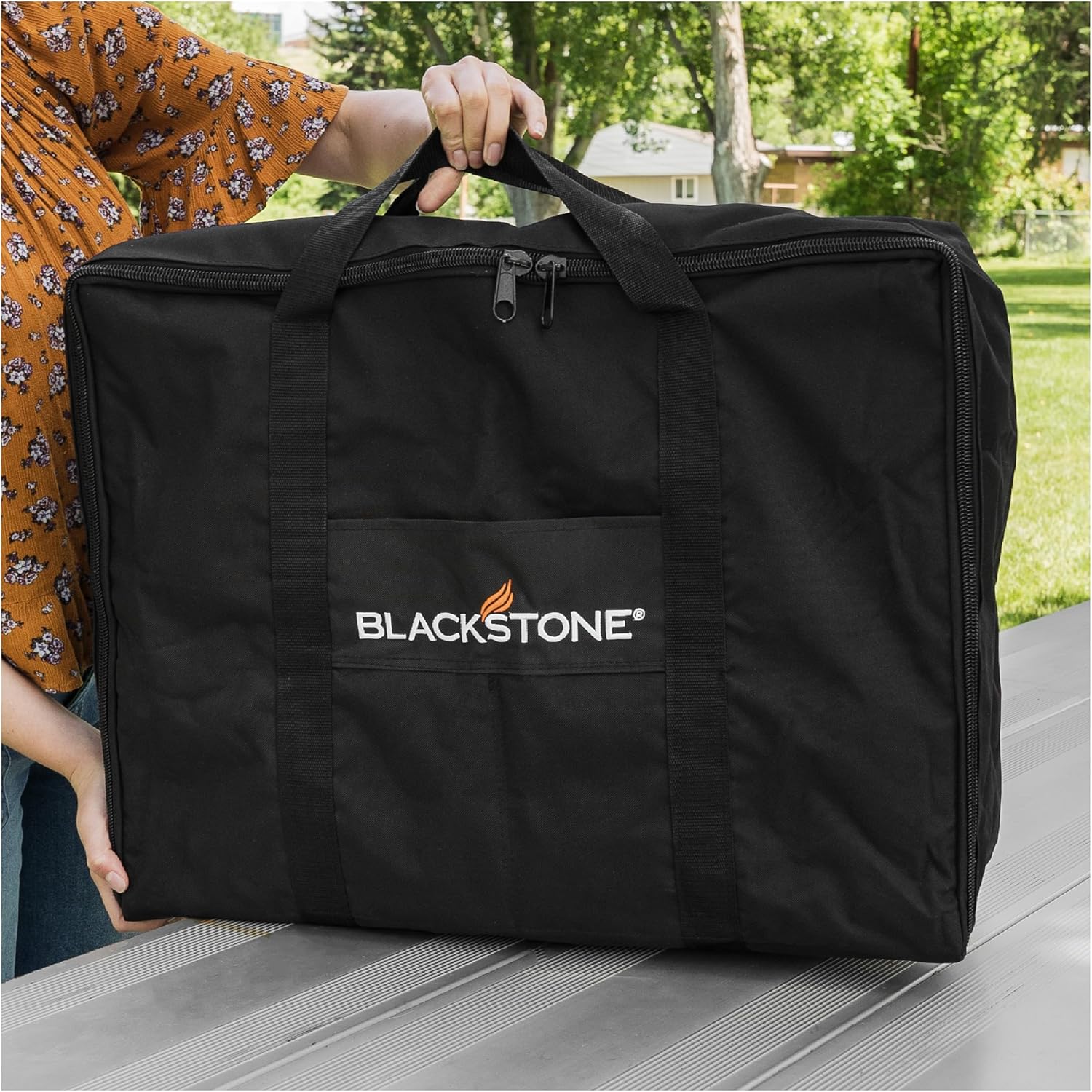 Blackstone 1722 Tabletop Griddle Cover & Carry Bag, 1722, Portable BBQ Grill Griddle Carry Bag & Cover for Travel - 600D Heavy Duty Weather Resistant - Blackstone Accessories, Black, 22 inch