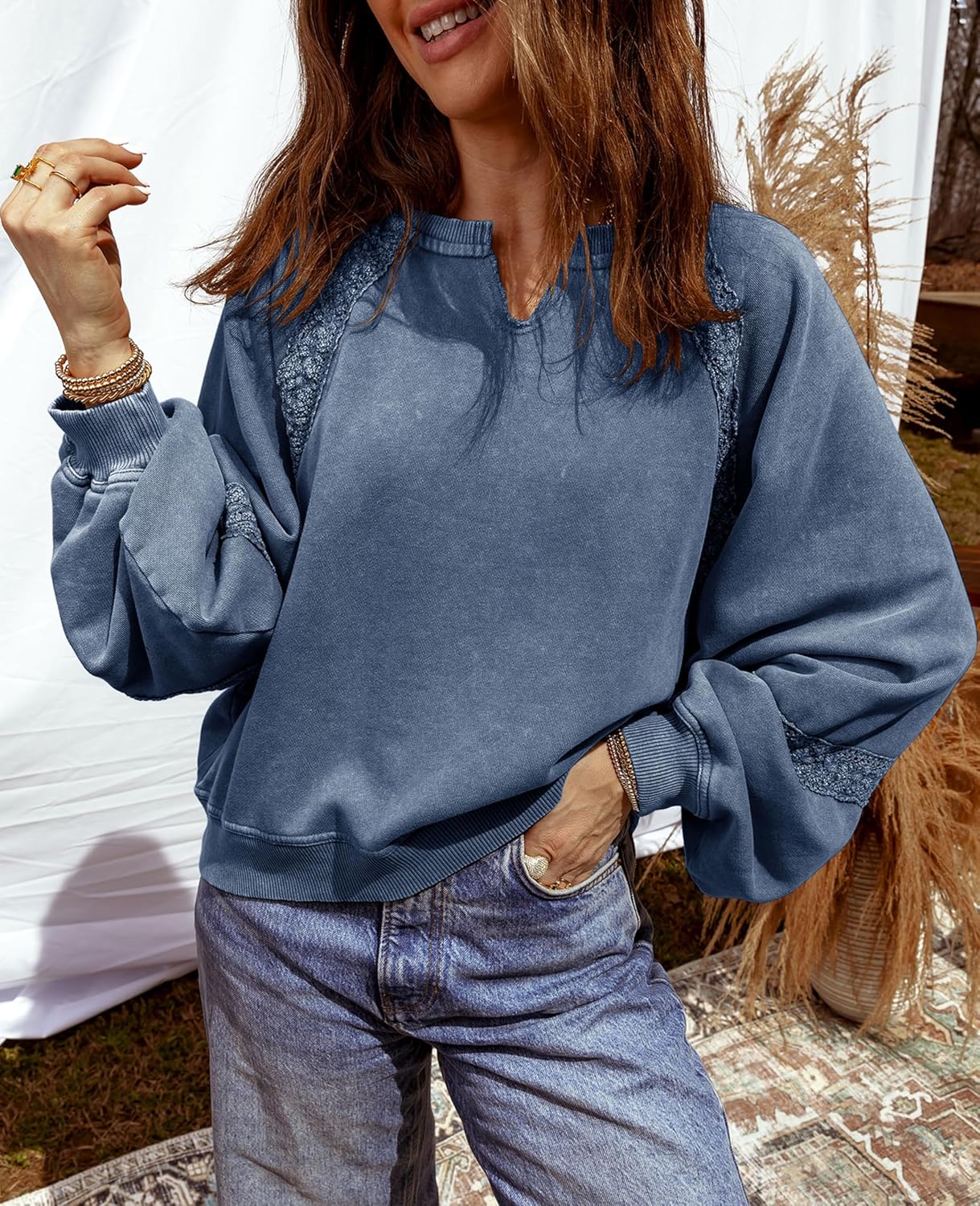 SELINK Womens Cropped Sweatshirts Lace Crochet Vintage Long Sleeve Tops Cute Notch Neck Pullover Fall Outfits - Image 3