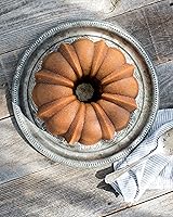 Vista 4 de Nordic Ware Bundt Original, 12 tazas, plateado