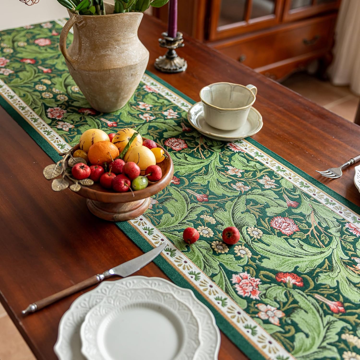 Tassel Table Runner Green Floral Rectangular Polyester Jacquard Bed Runner Home Restaurant Kitchen Living Room Dining Coffee Table Cabinet Decoration for Party Holiday Picnic Wedding-90"