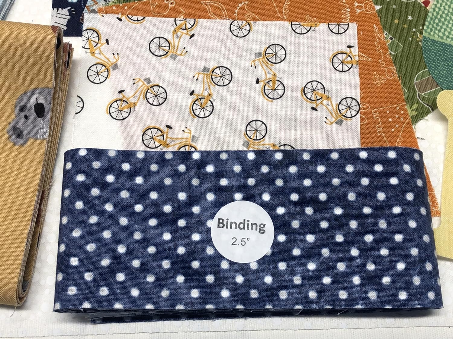 Alphabet Quilt Kit, Colorful Patchwork Design with A-Z Letters, Sewing Kit (Animals)