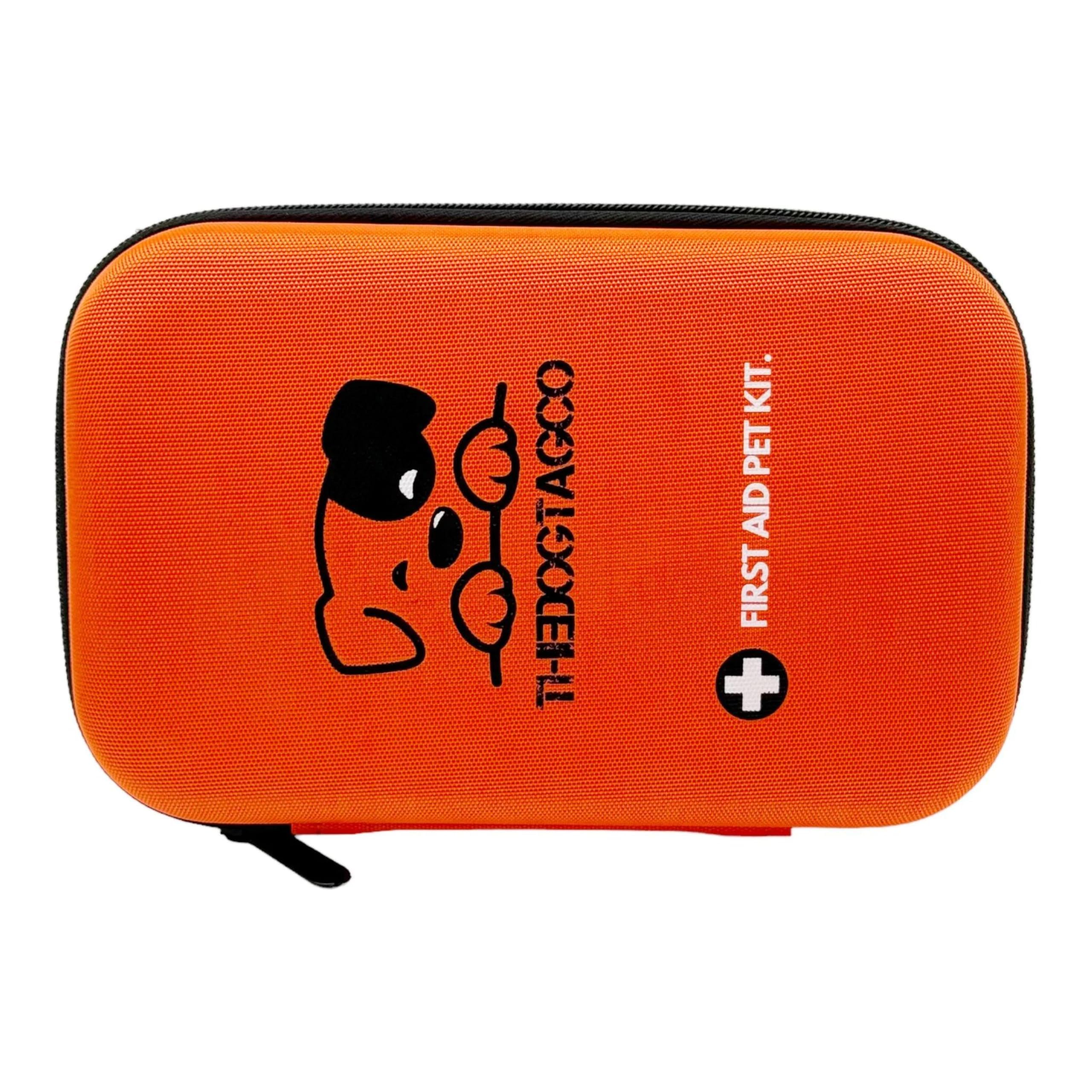 TheDogTagCo Kit de primeros auxilios para perros, más de 40 suministros de salud, compacto y portátil, prepárate para cualquier emergencia de mascotas V2