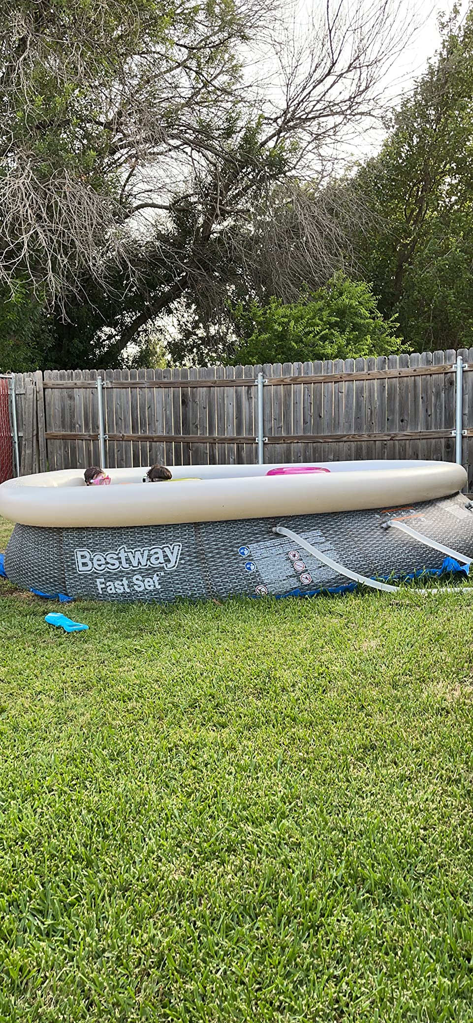 13 Round Pool $39/mo - Finance Bestway Fast Set 13’ x 33” Round Inflatable Pool Set ...