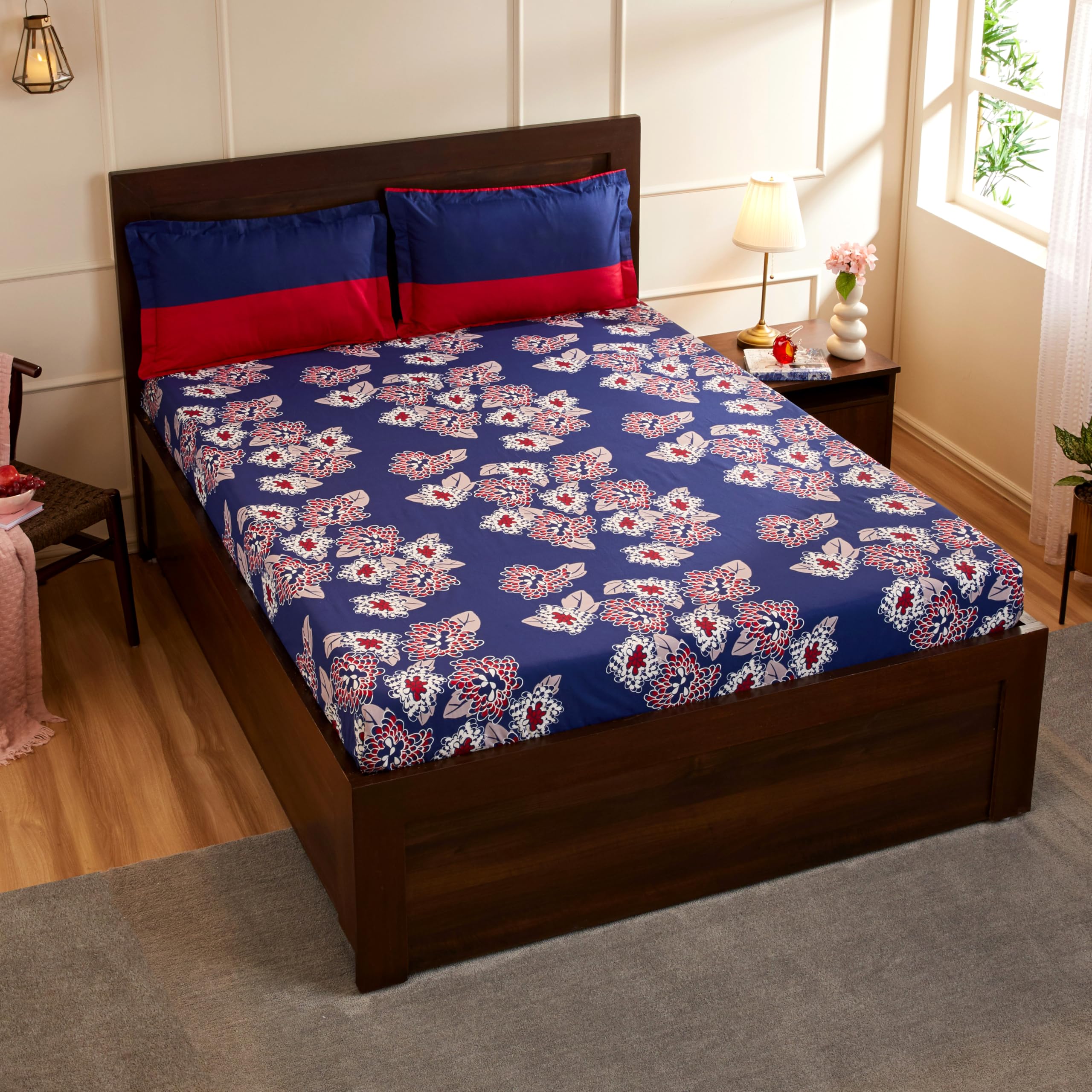 Amazon Brand - Solimo Floral Flakes 144 TC 100% Cotton Double Bedsheet with 2 Pillow Covers, Blue