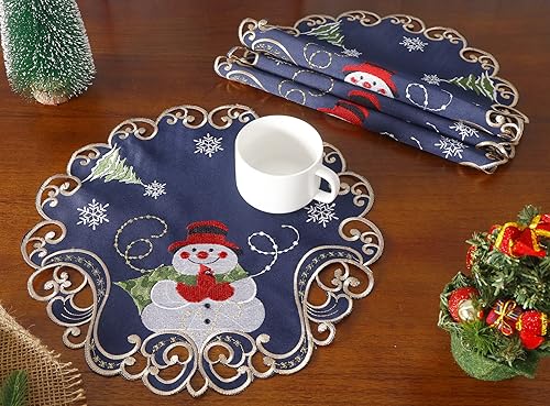 Miniatura 2 de GRANDDECO Juego de 4 manteles individuales redondos de 14 pulgadas bordados con patrón de muñeco de nieve y copos de nieve de invierno, bufanda