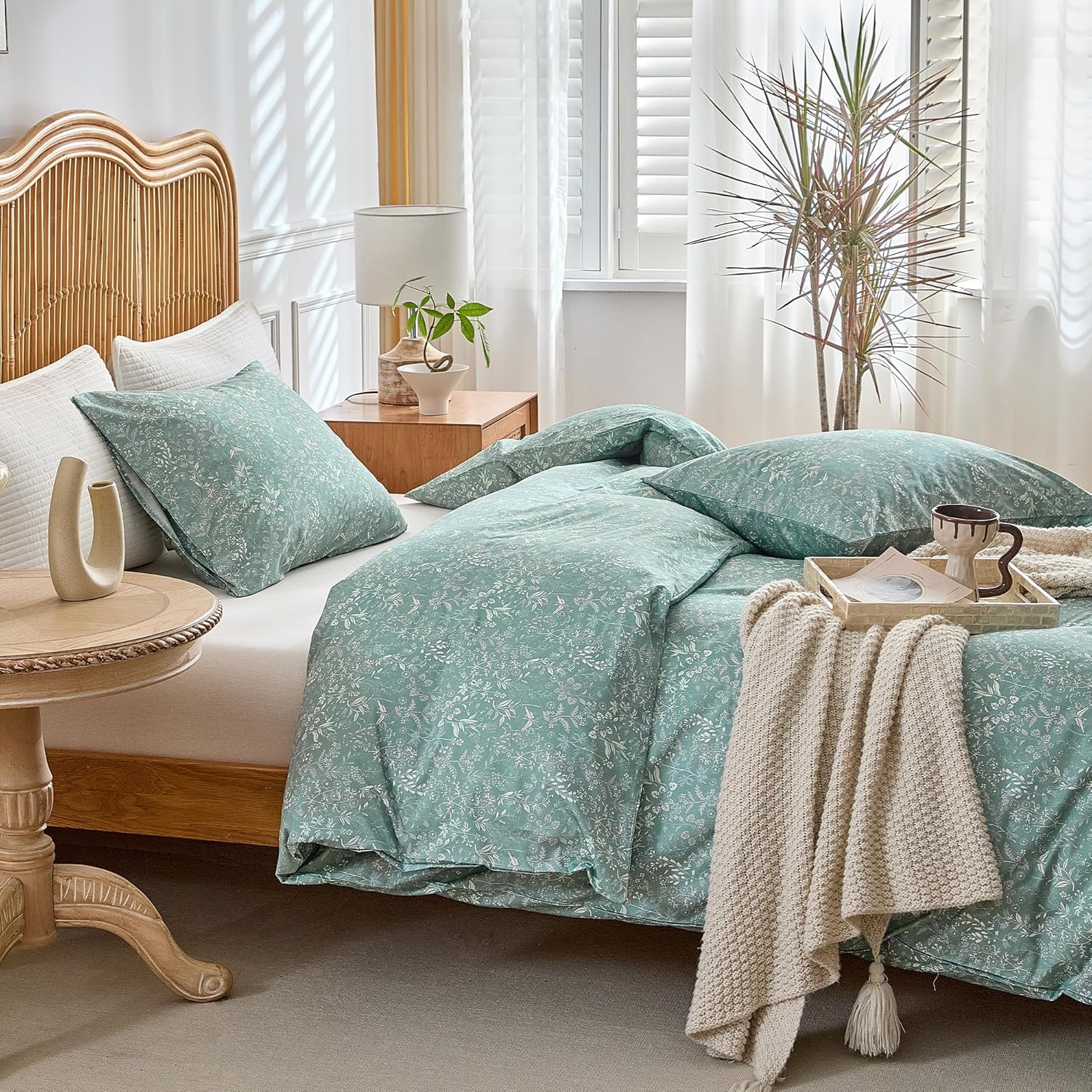 3 Pieces Comforter Set Queen Size for Adults Wear Resistant Sage Green Bedding Comforter Set for Spring, Autumn, Winter Simple Floral Comforter Set, 90''x90''