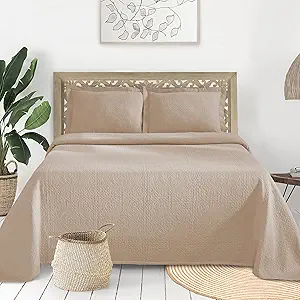 Superior Cotton Fleur De Lis Bedspread Set, Warm Blankets, All-Season Bedding, Bedroom Decor, Decorative Boho Medallion Coverlet, Includes 1 Bedspread, 2 Pillow Shams, Queen, Linen