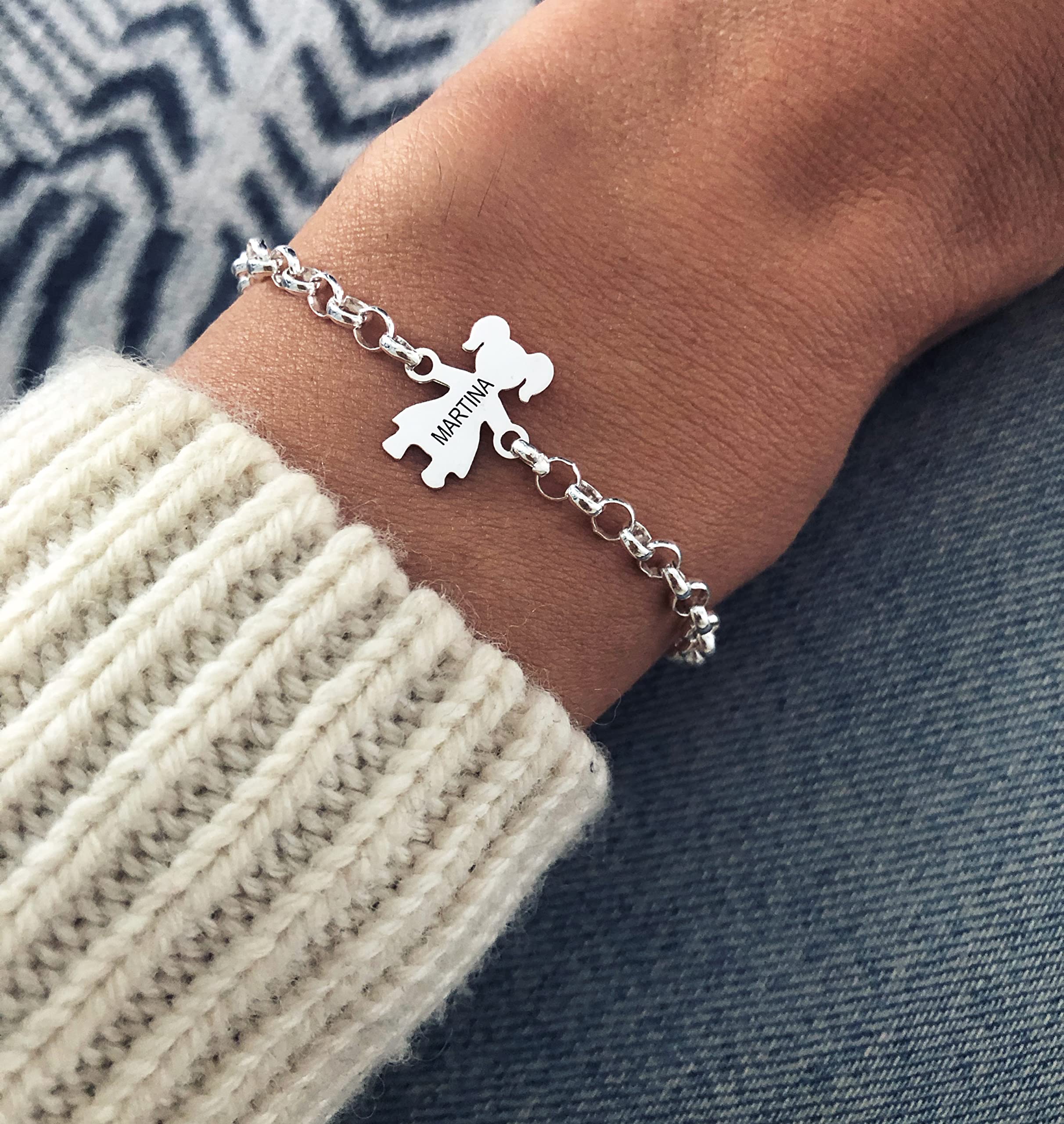 Pulsera Personalizada Mama Niños de Plata de Ley 925.Pulsera Ideal como Regalo para Madre o Abuela.Pulsera con Nombre personalizado de Hijos y Nietos.Graba de1 a 7 Nombres.Ajustable