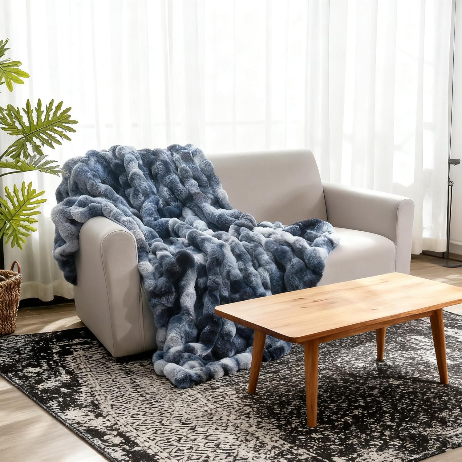 Faux Fur Throw Blanket for Couch, Soft Fuzzy Plush Thick Bubble Rabbit Fur Blanket for Sofa Bedroom Living Room, 50 * 70 Inches Tie-dye Blue - Image 3