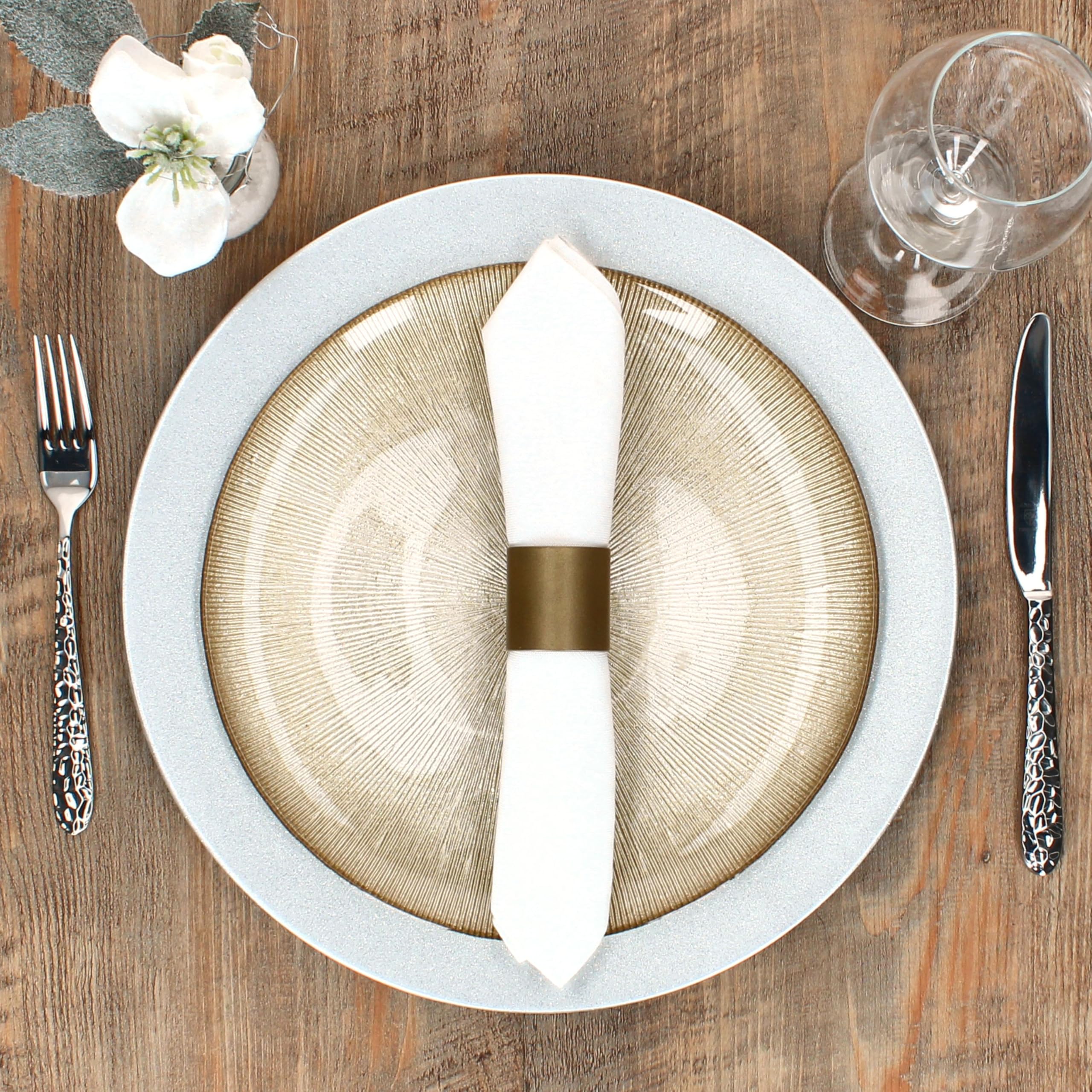 MamboCat Lot de 6 assiettes de présentation argentées à paillettes I Ø 33 cm I Assiettes décoratives légères en plastique I Set de table pour 6 personnes I pour Noël, mariages et autres