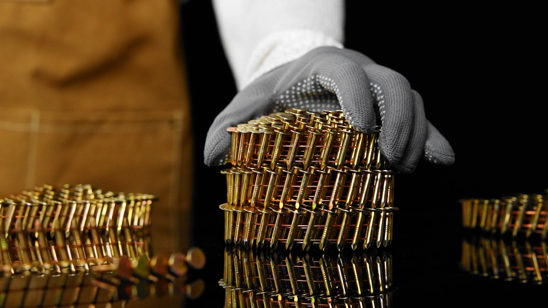 Sadnyy 1200 Count Coil Roofing Nails - 3/4 Inch 15 Degree Stainless Steel 1055348 - View #11