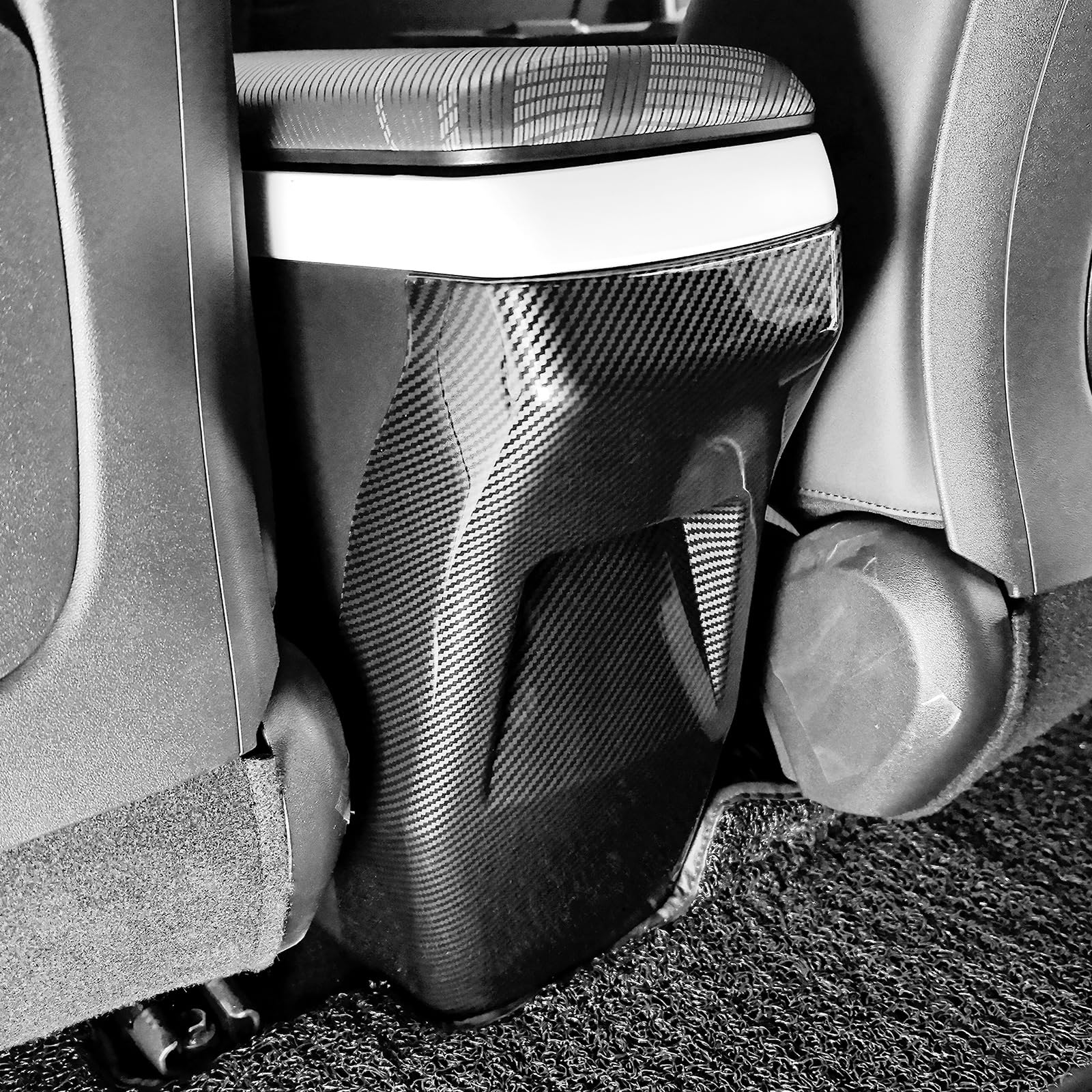 YOUTOOCAR Carbon Fibre Rear Air Condition Vent Outlet Cover - KIA EV6 - Push Button - Black