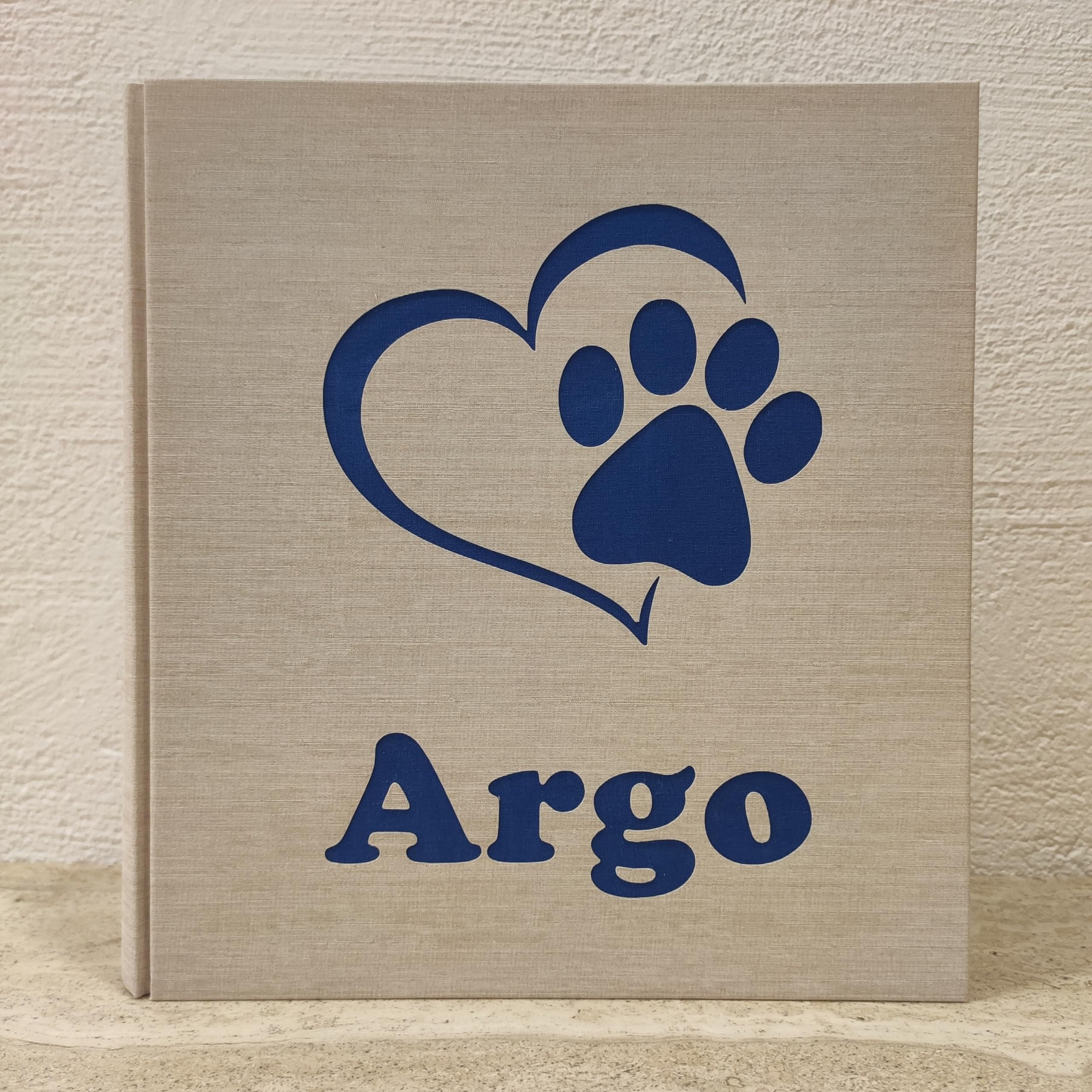 Album fotografico artigianale per il tuo cucciolo cane gatto coniglio personalizzabile con nome intagliato in ecopelle e tela regalo cucciolo fido 2026 made in italy legnoegrafite
