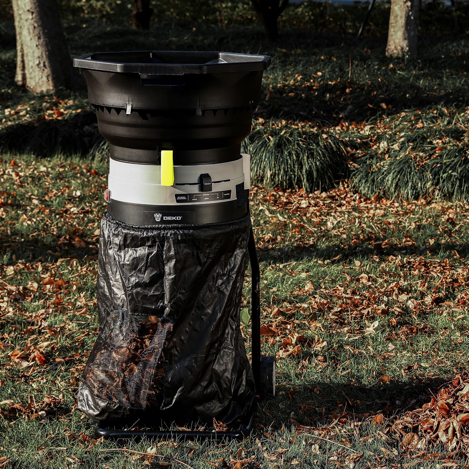 Electric Leaf Mulcher/Shredder: DEKOPRO 15-Amp 8200RPM Motor for 17:1 Reduction Ratio, Adjustable Control Dia with Leaf Scoops Spade, Collection Bag & 20 Cutting Lines - Detailed View